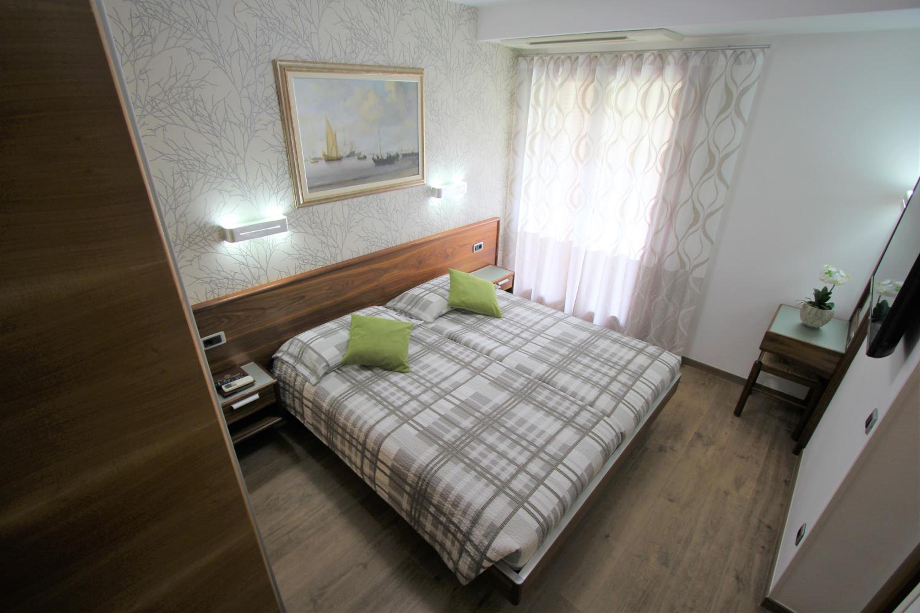 Standard Double Room with Sea View photo 2