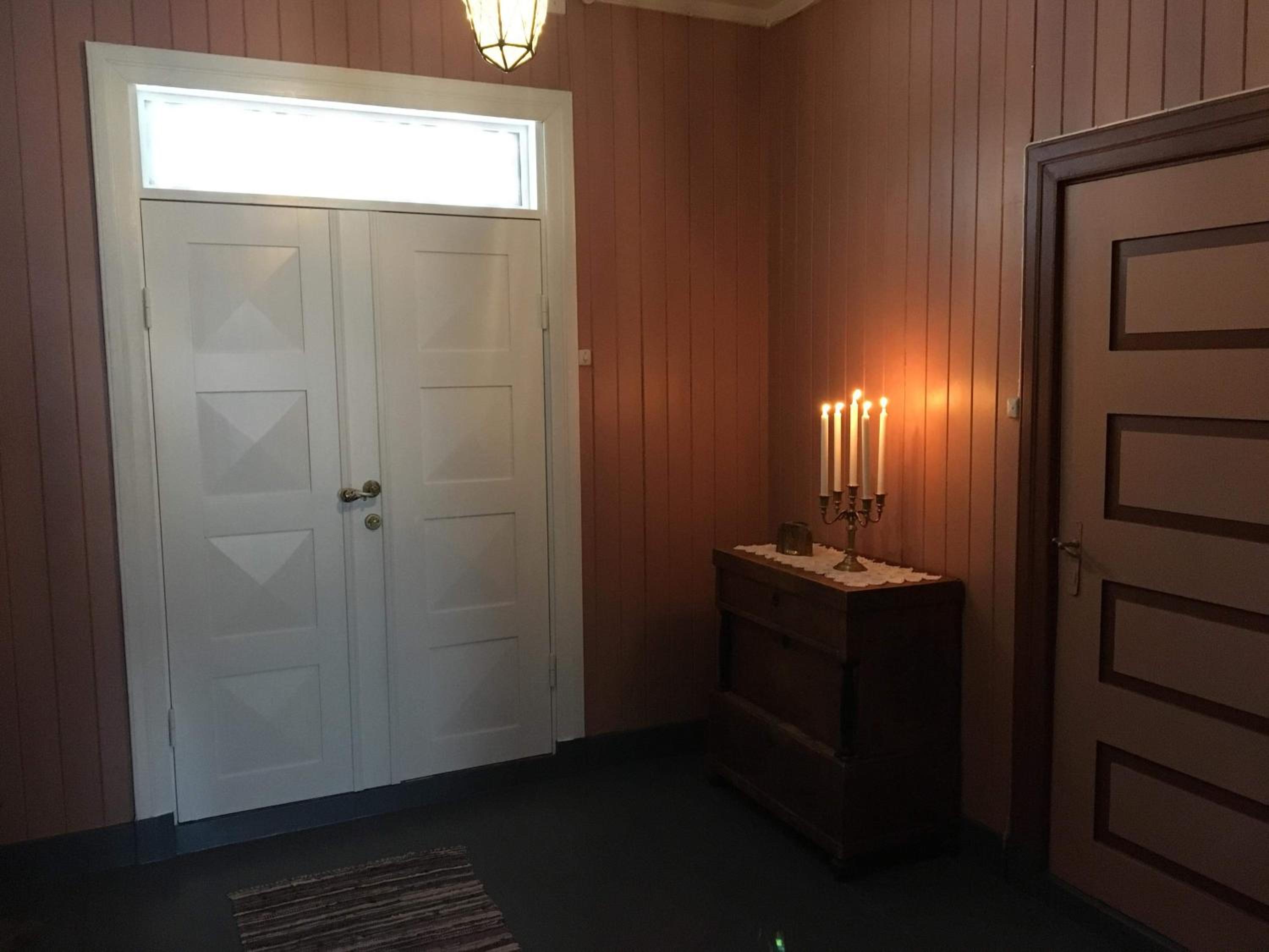 Three-Bedroom Villa - Photo 25
