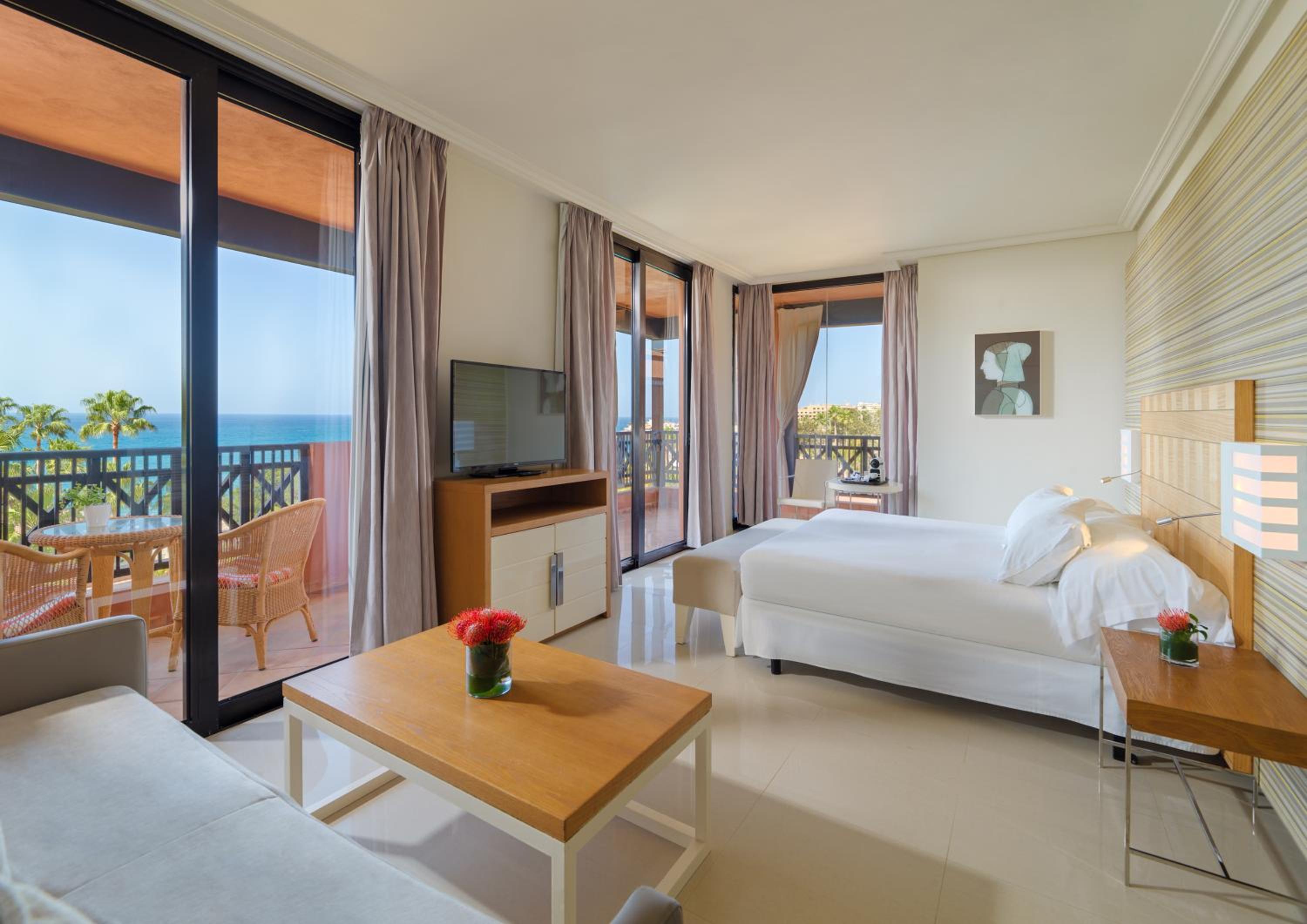 Junior Suite (2 Adults + 1 Child)