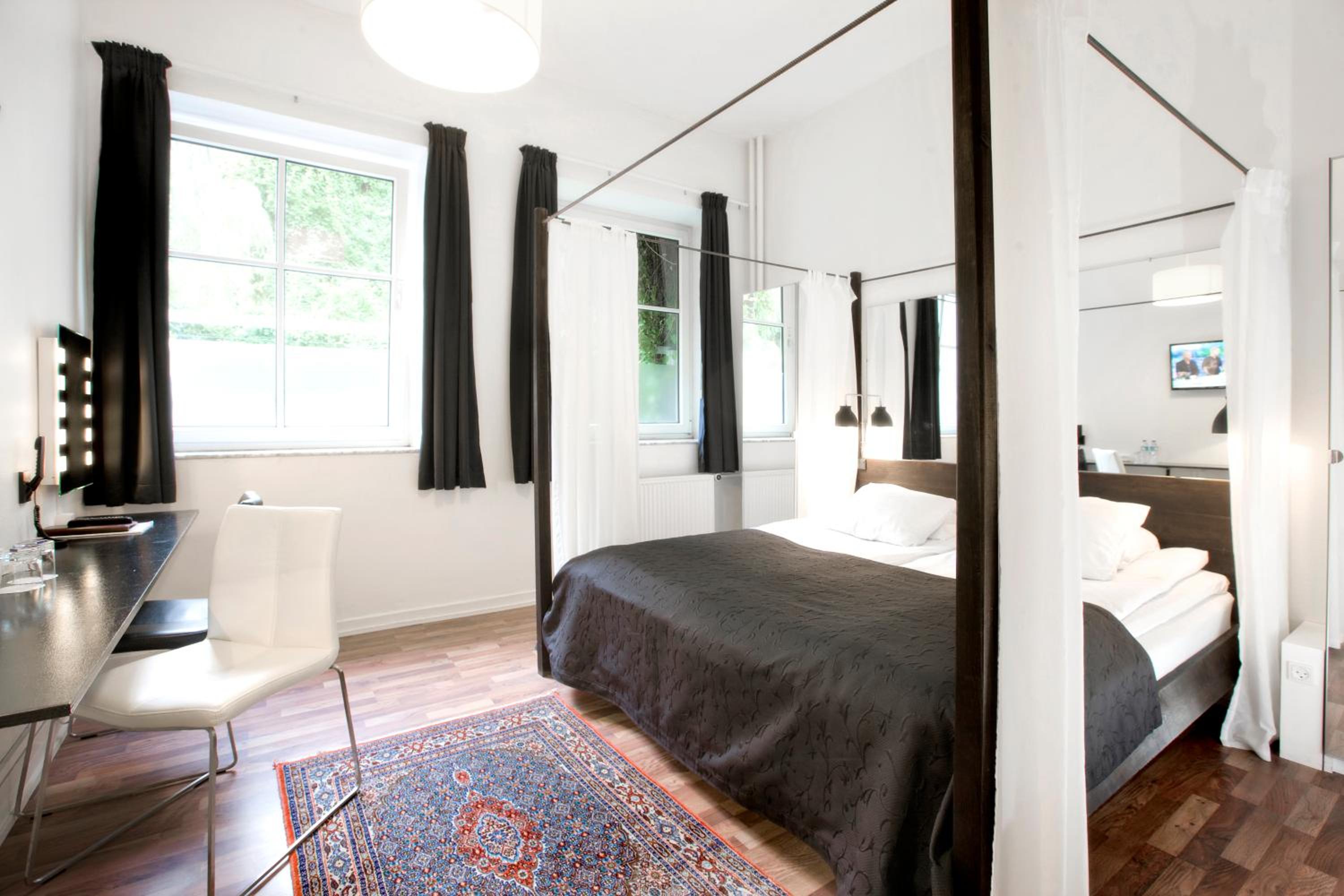 Standard Double Room photo 1