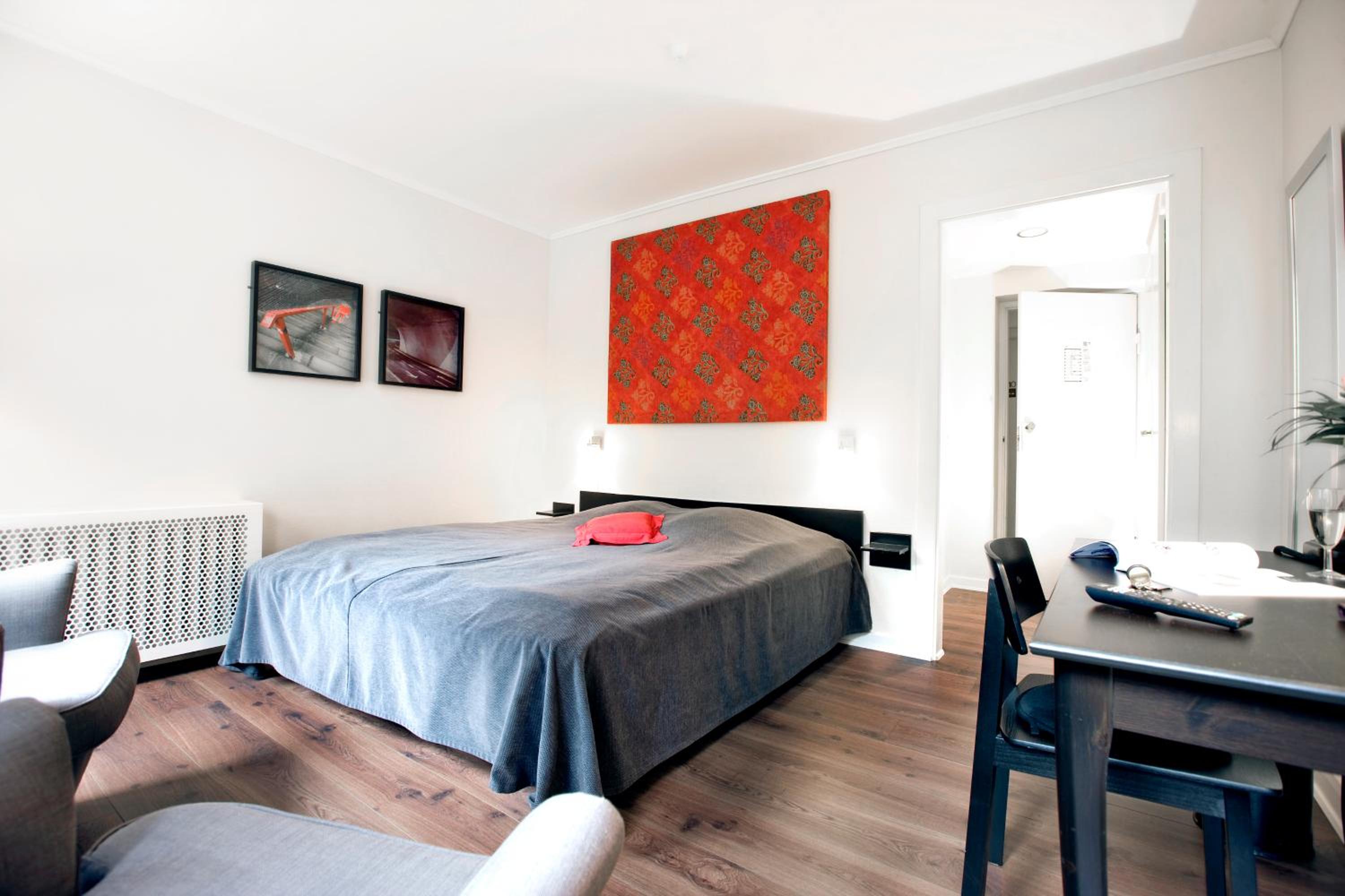 Standard Double Room photo 2