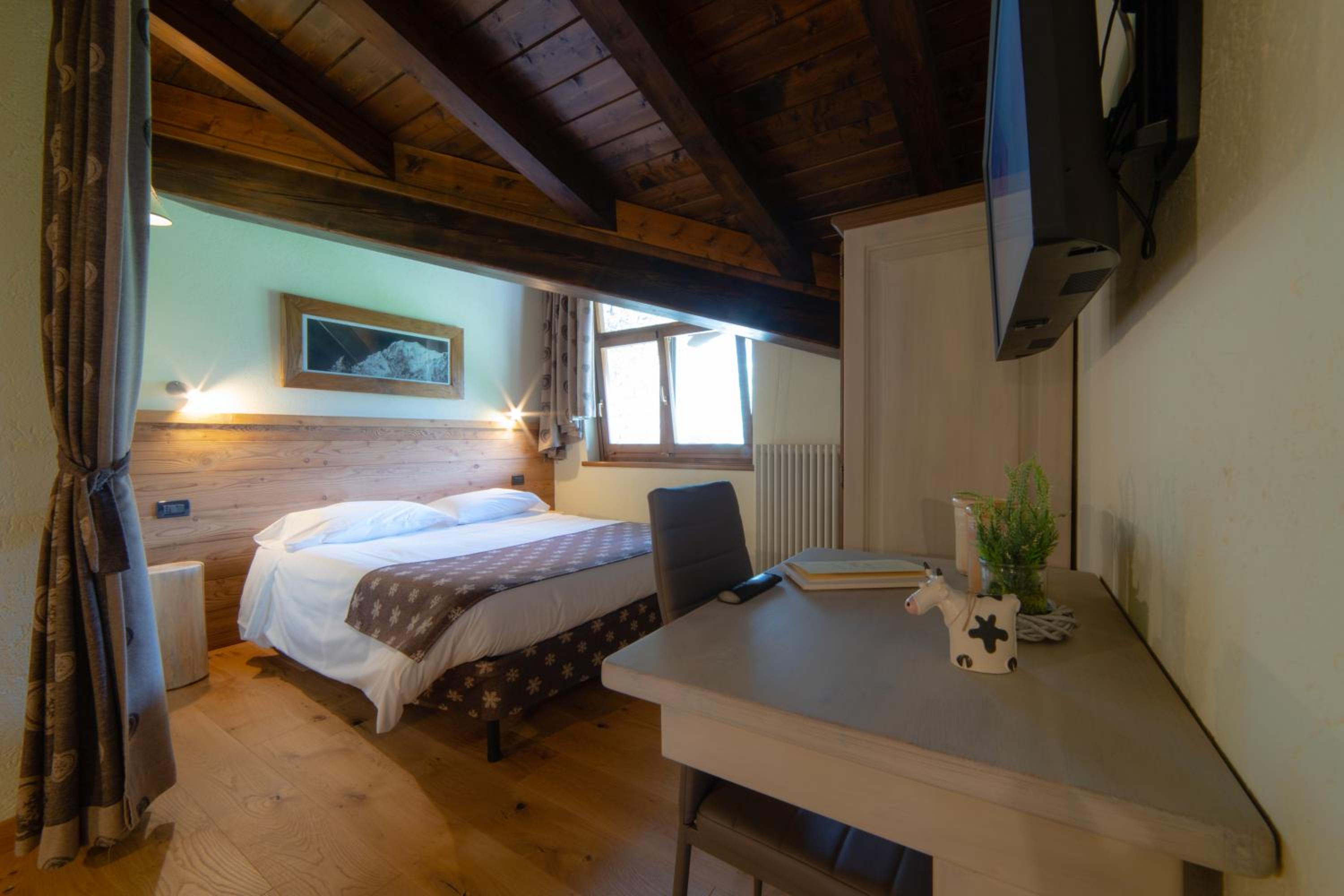 Double Room - Photo 6