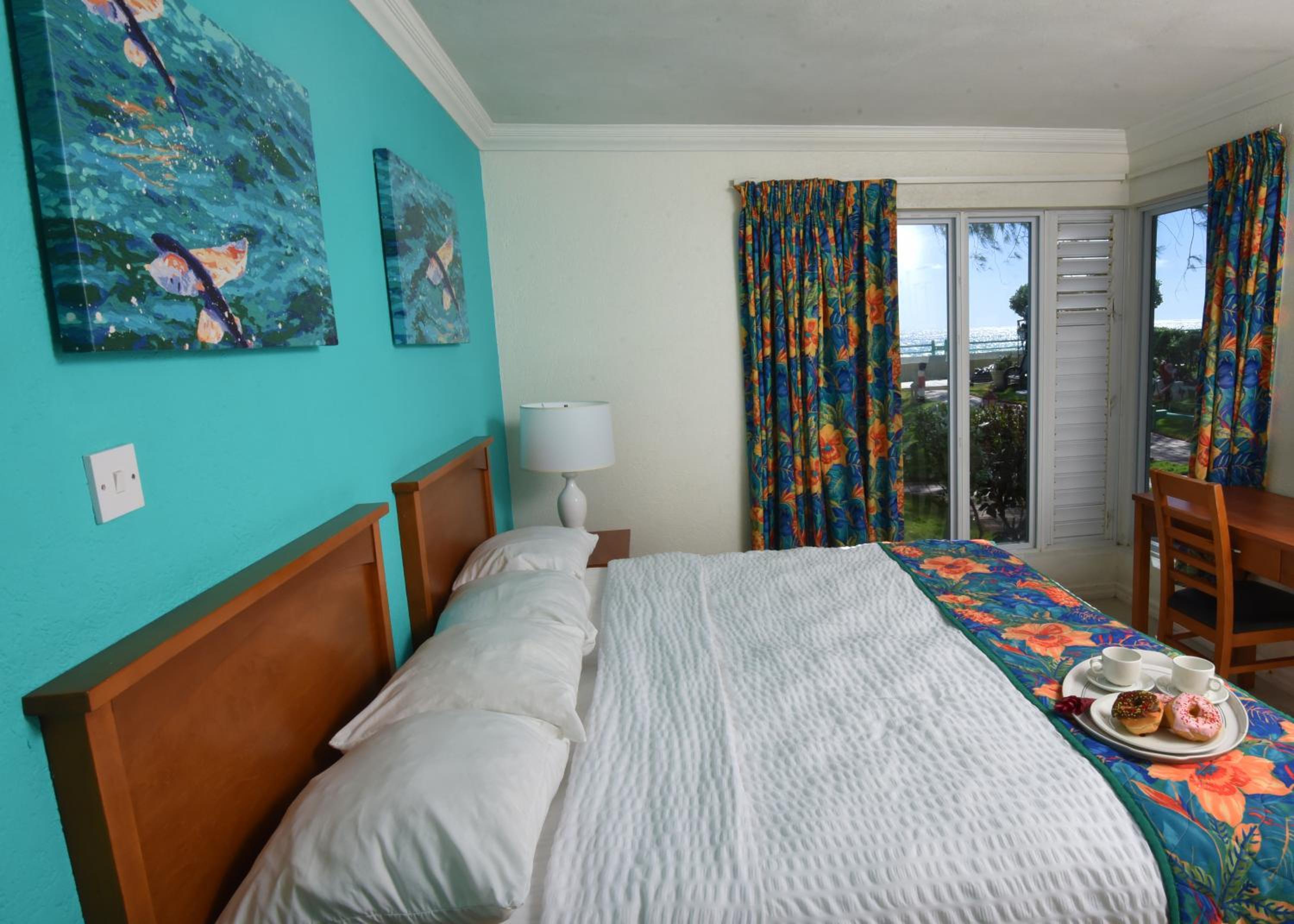 One-Bedroom Apartment - Photo 9