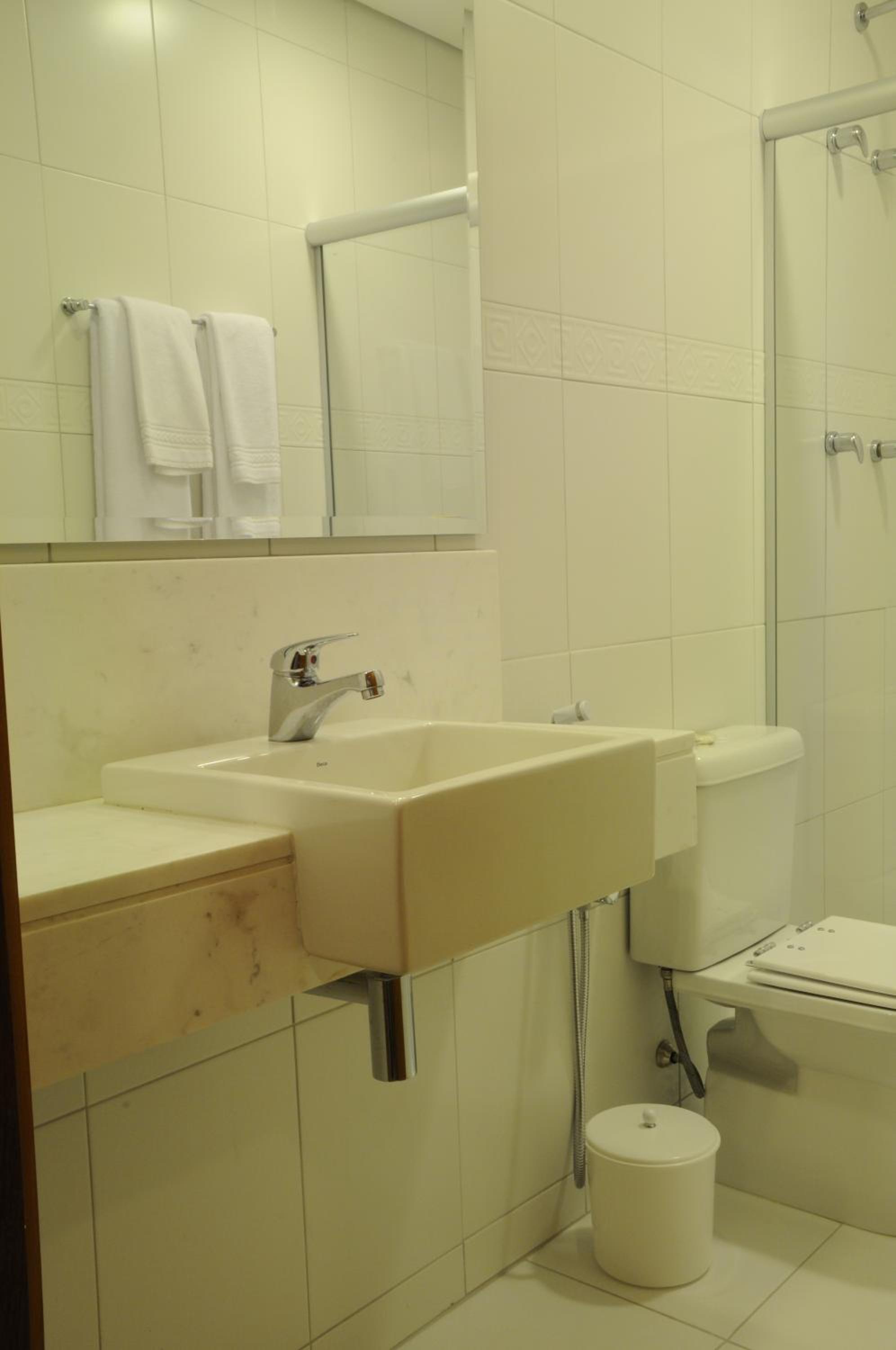 Deluxe Double or Twin Room photo 2