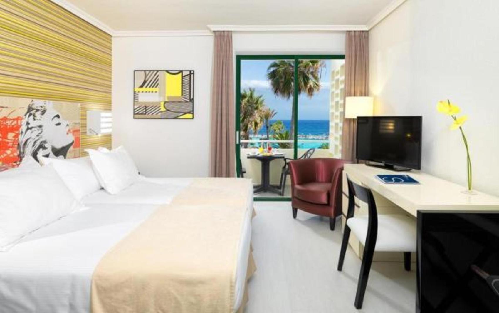 Standard Double Room with Sea View