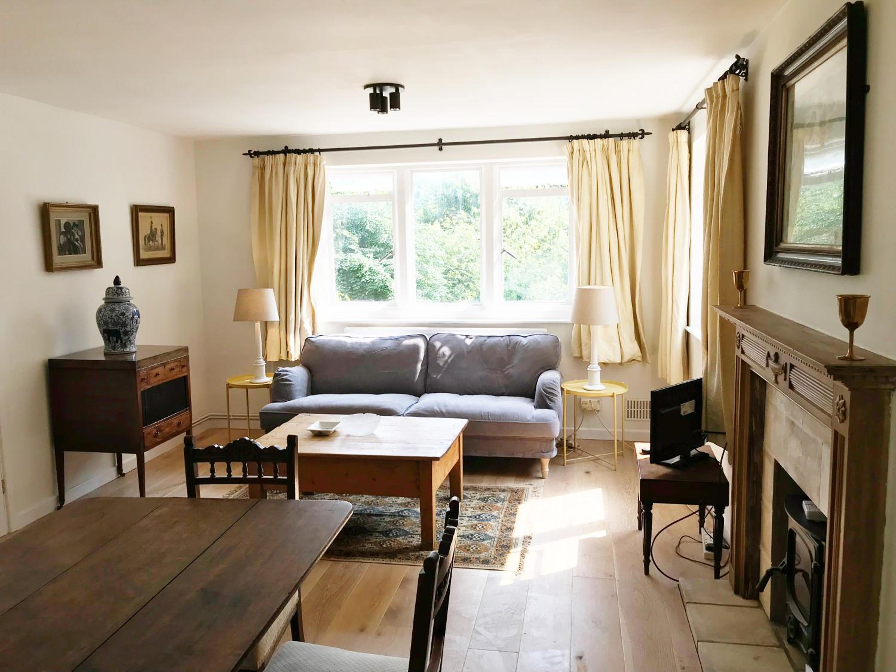 Three-Bedroom House photo 3