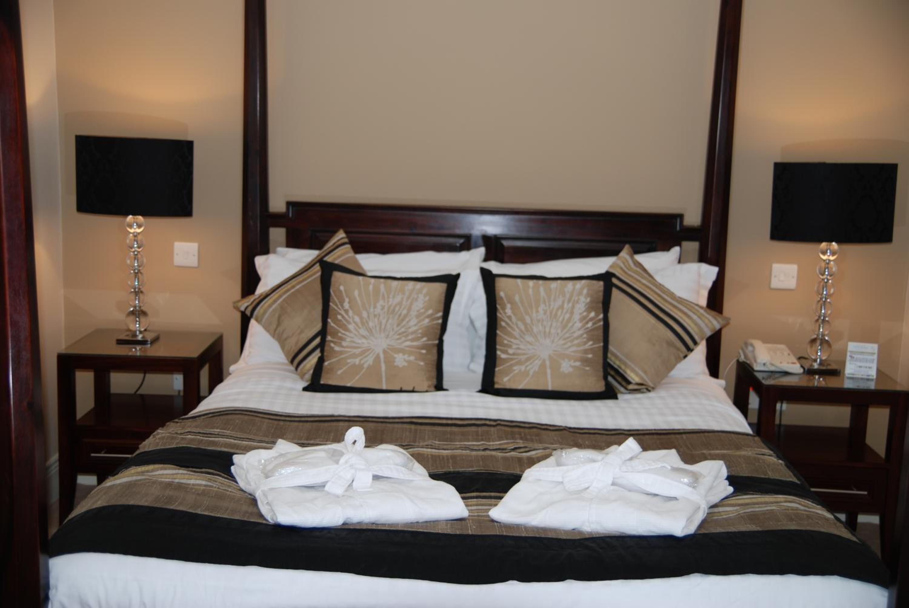 Penthouse Suite - Photo 2