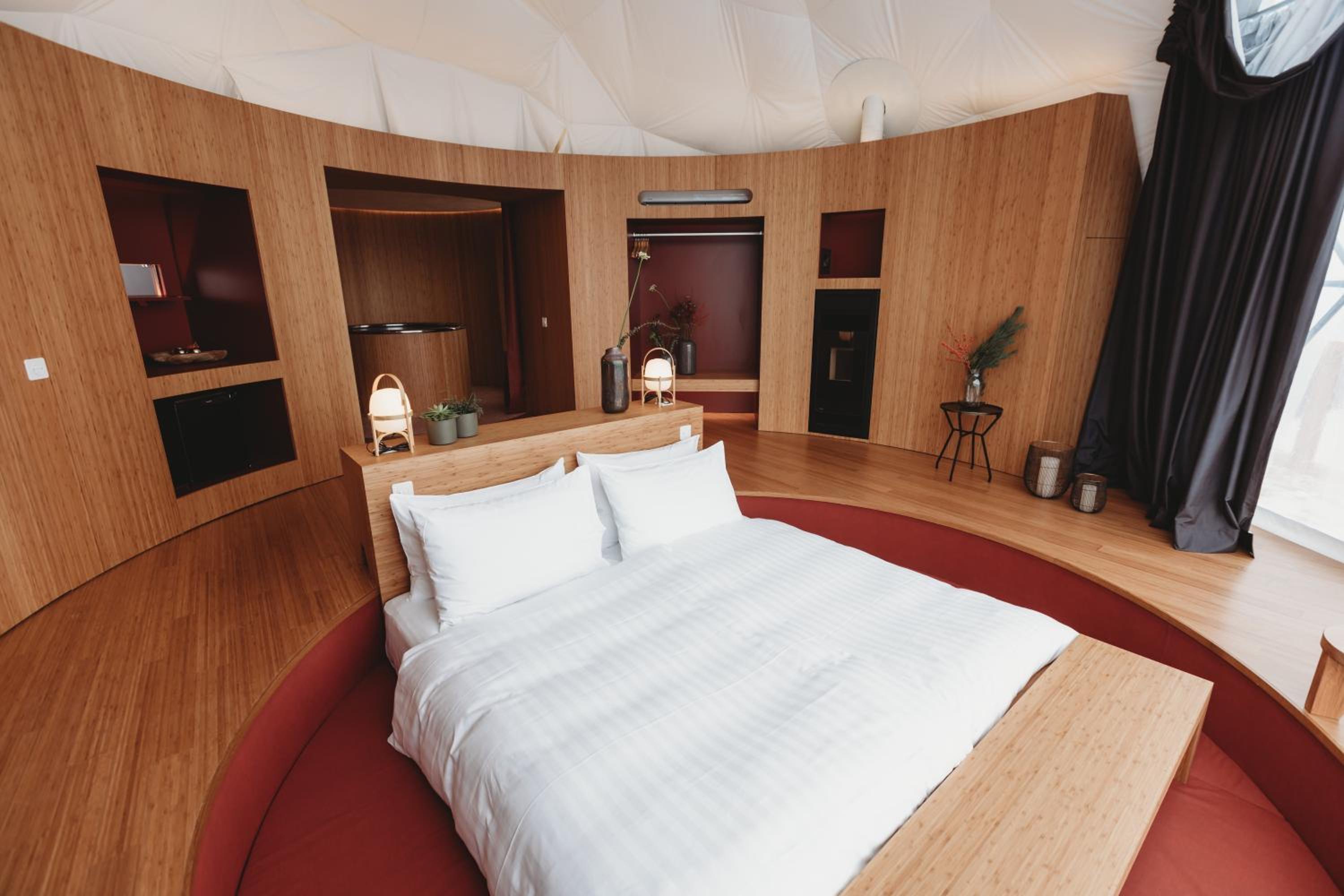 Zen Pod Suite