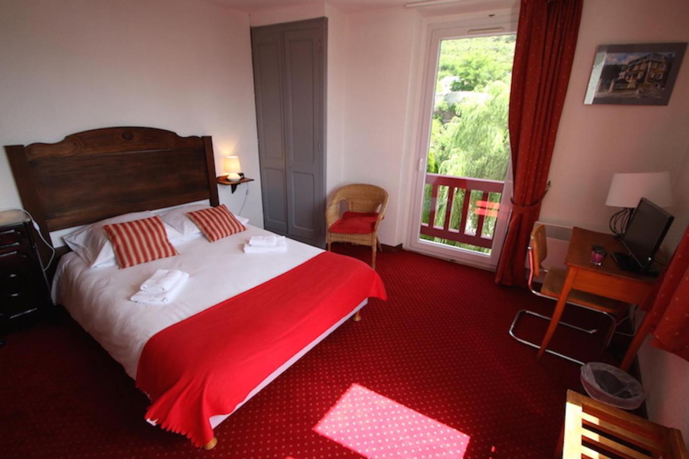Standard Double Room photo 3