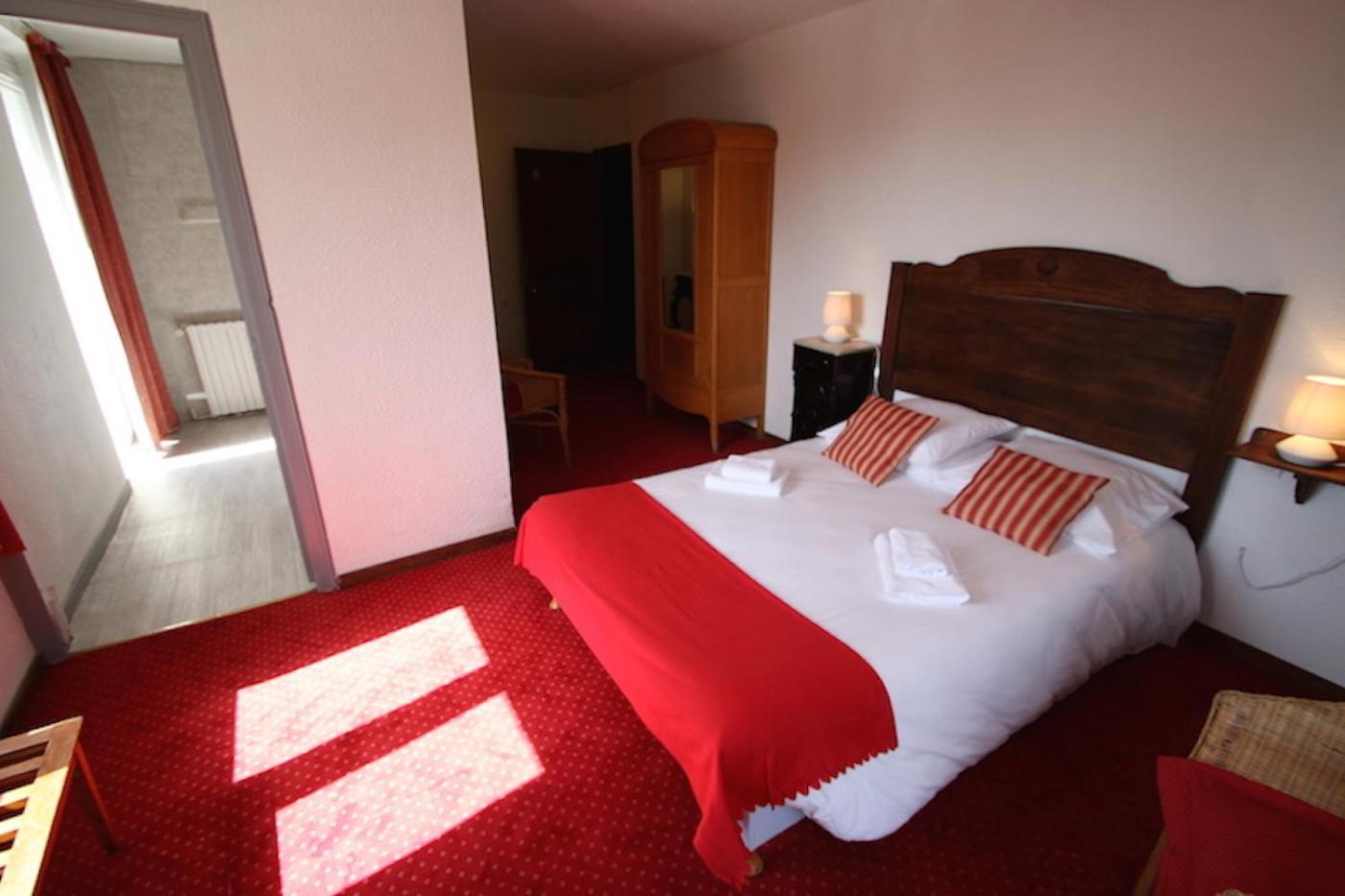 Standard Double Room photo 1