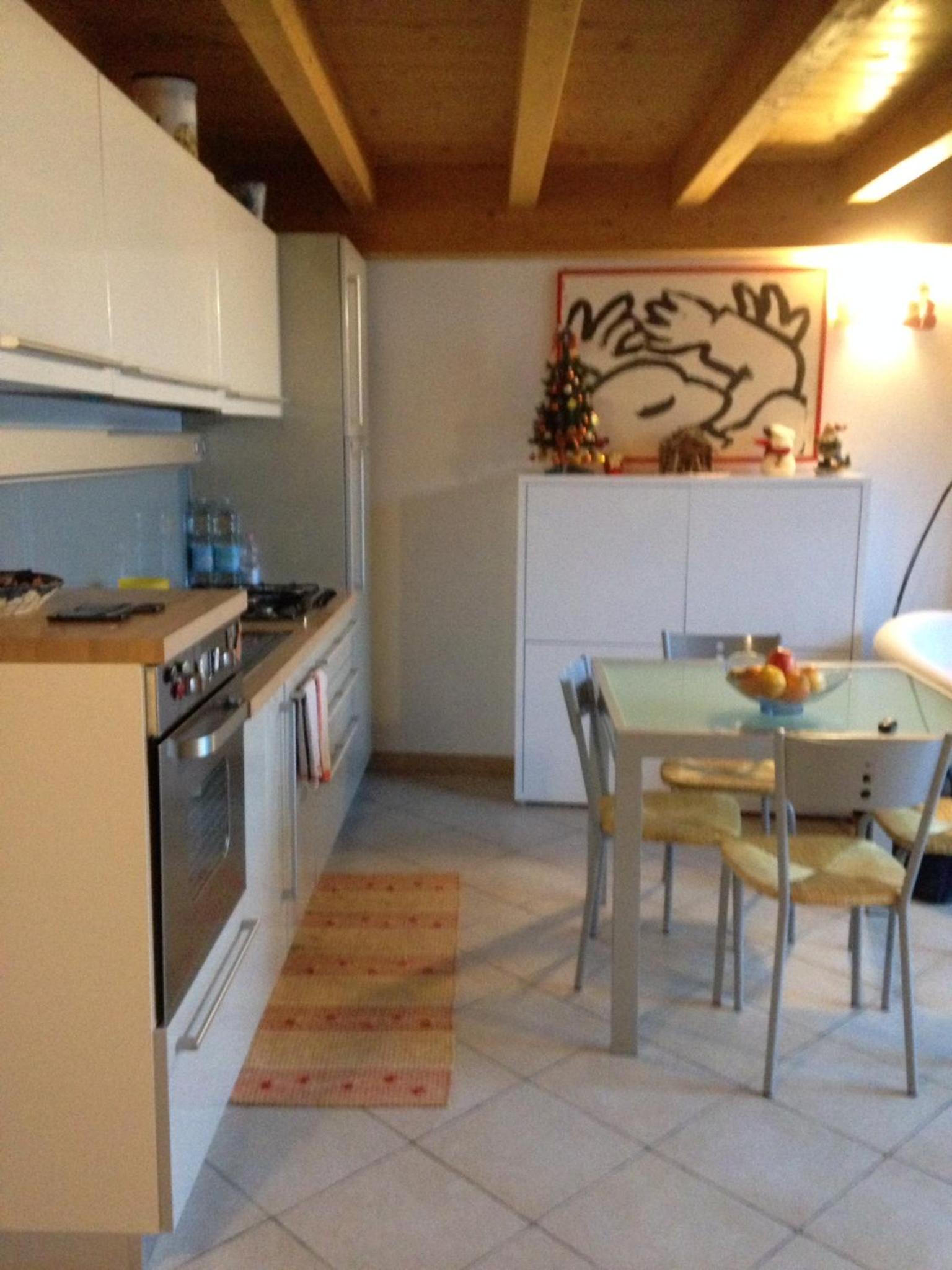 Maisonette photo 2