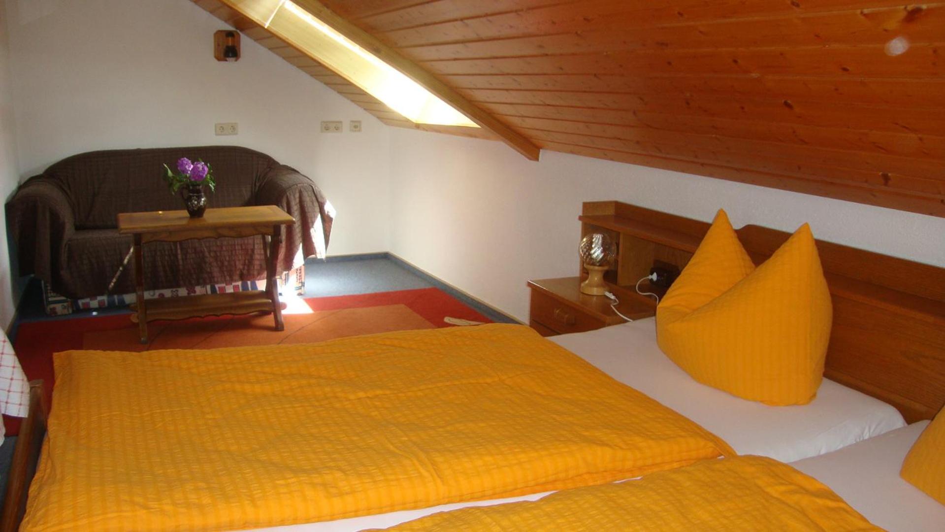 Double Room - Photo 5