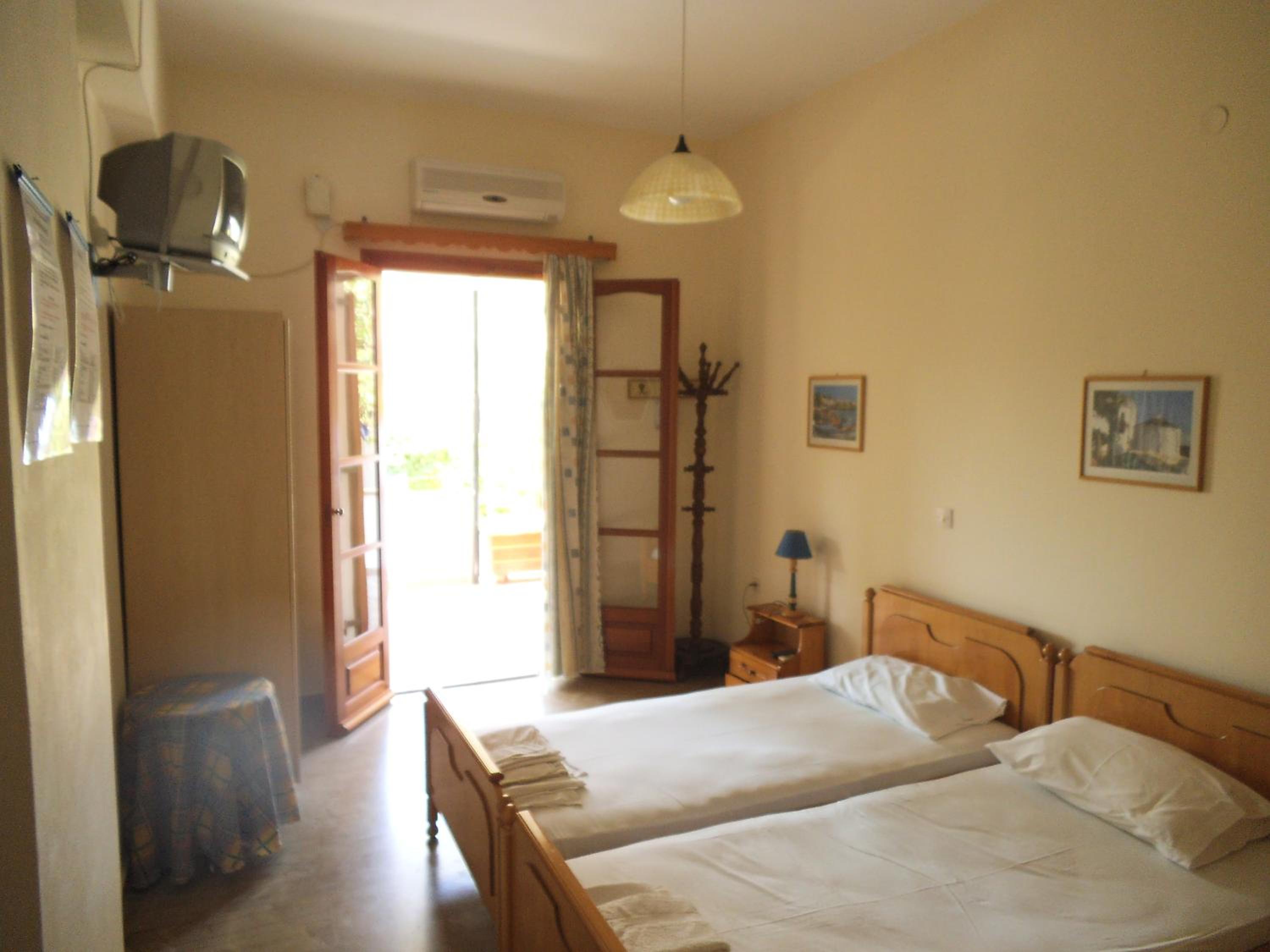 Family Apartment (2 Adults + 2 Children) photo 3