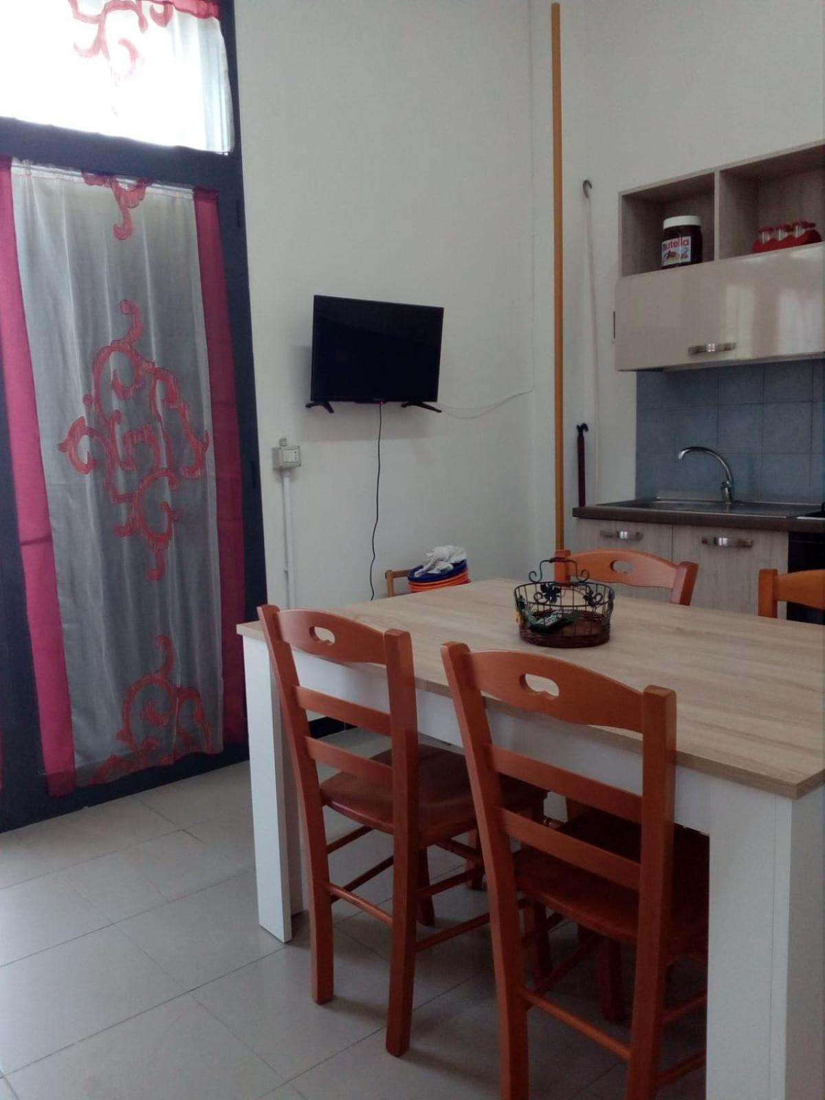 Two-Bedroom Apartment - Photo 6