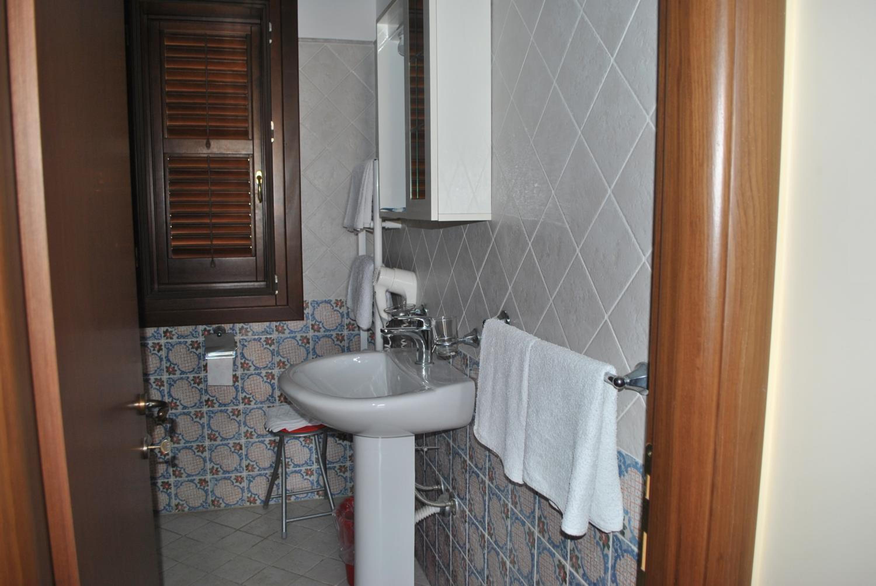 Apartment with Balcony photo 2