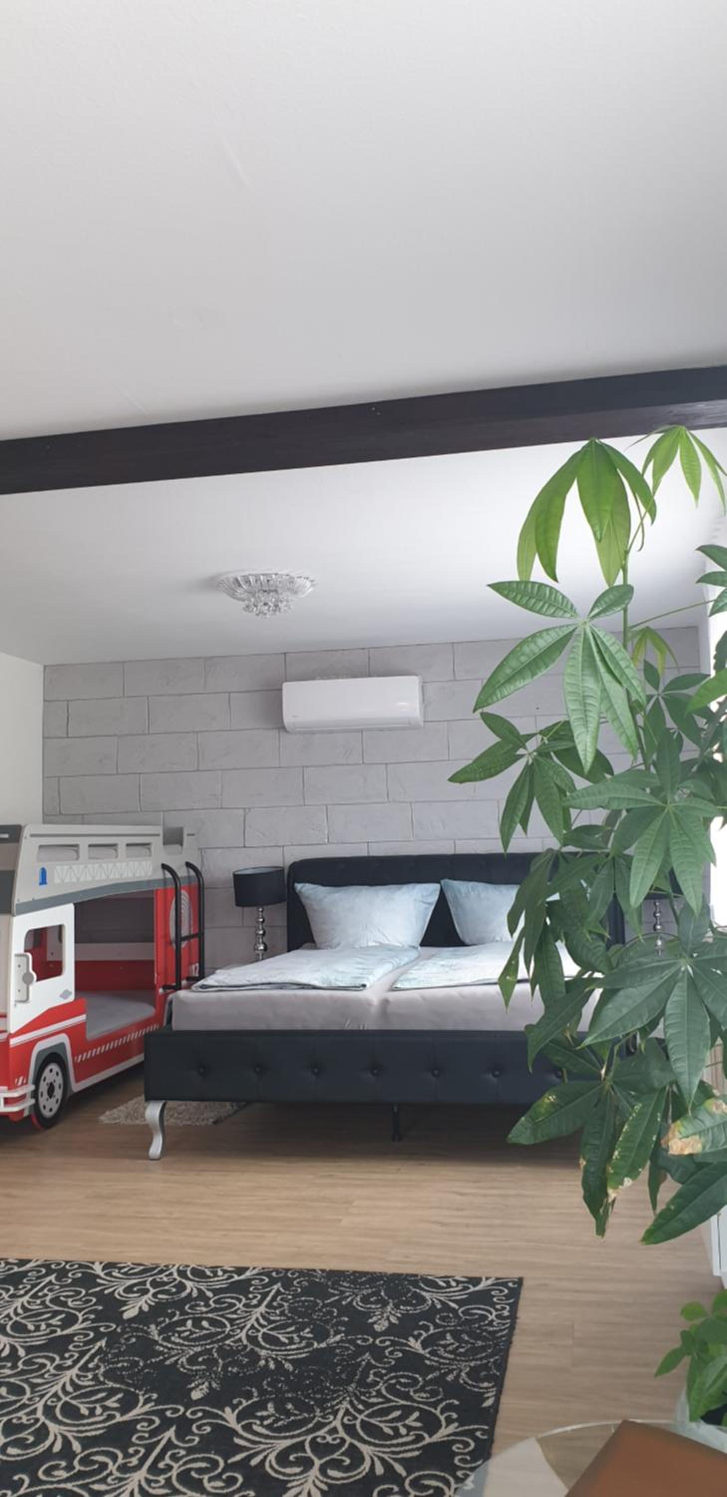 Deluxe Apartment - Photo 1