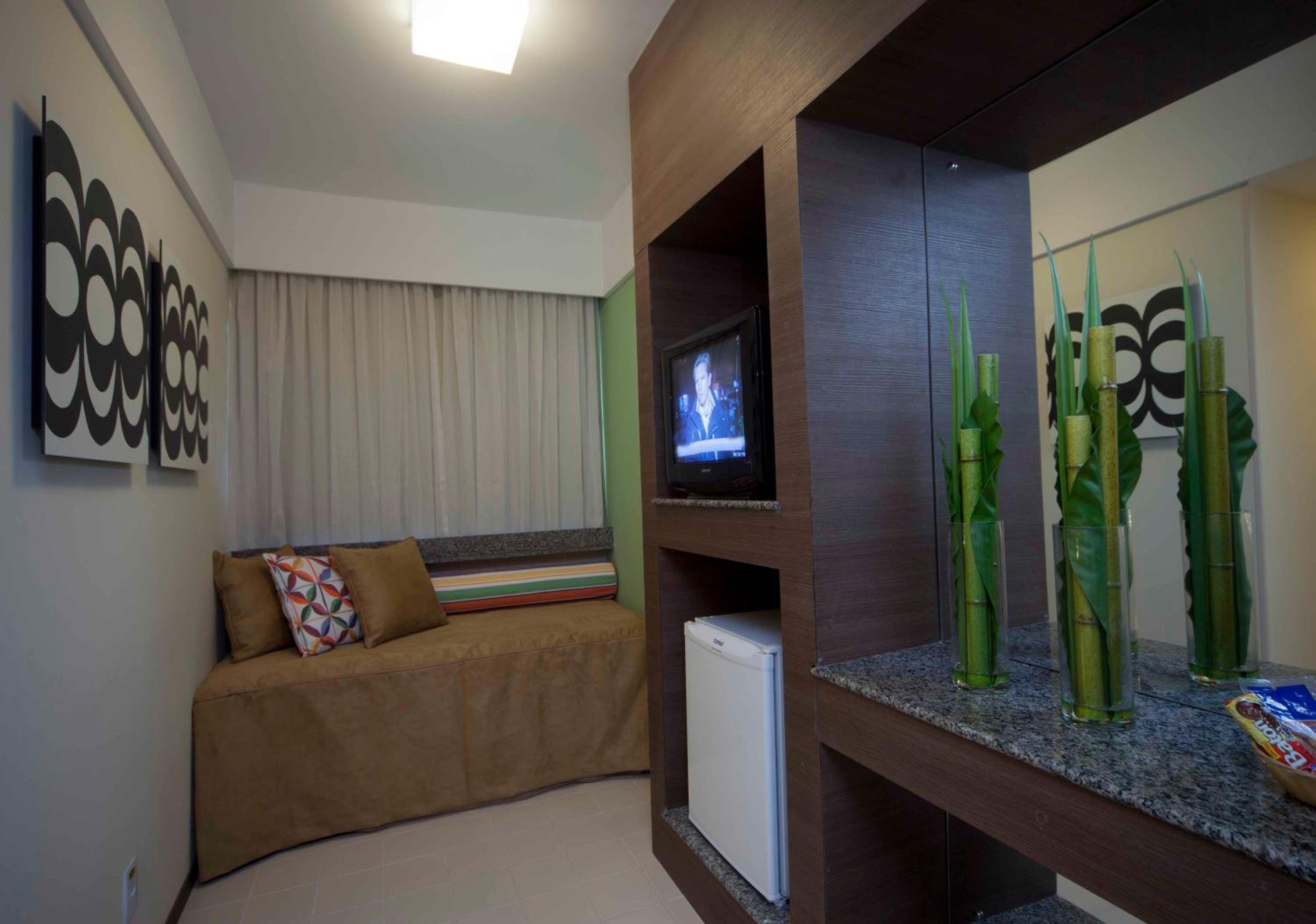 Suite - Photo 6
