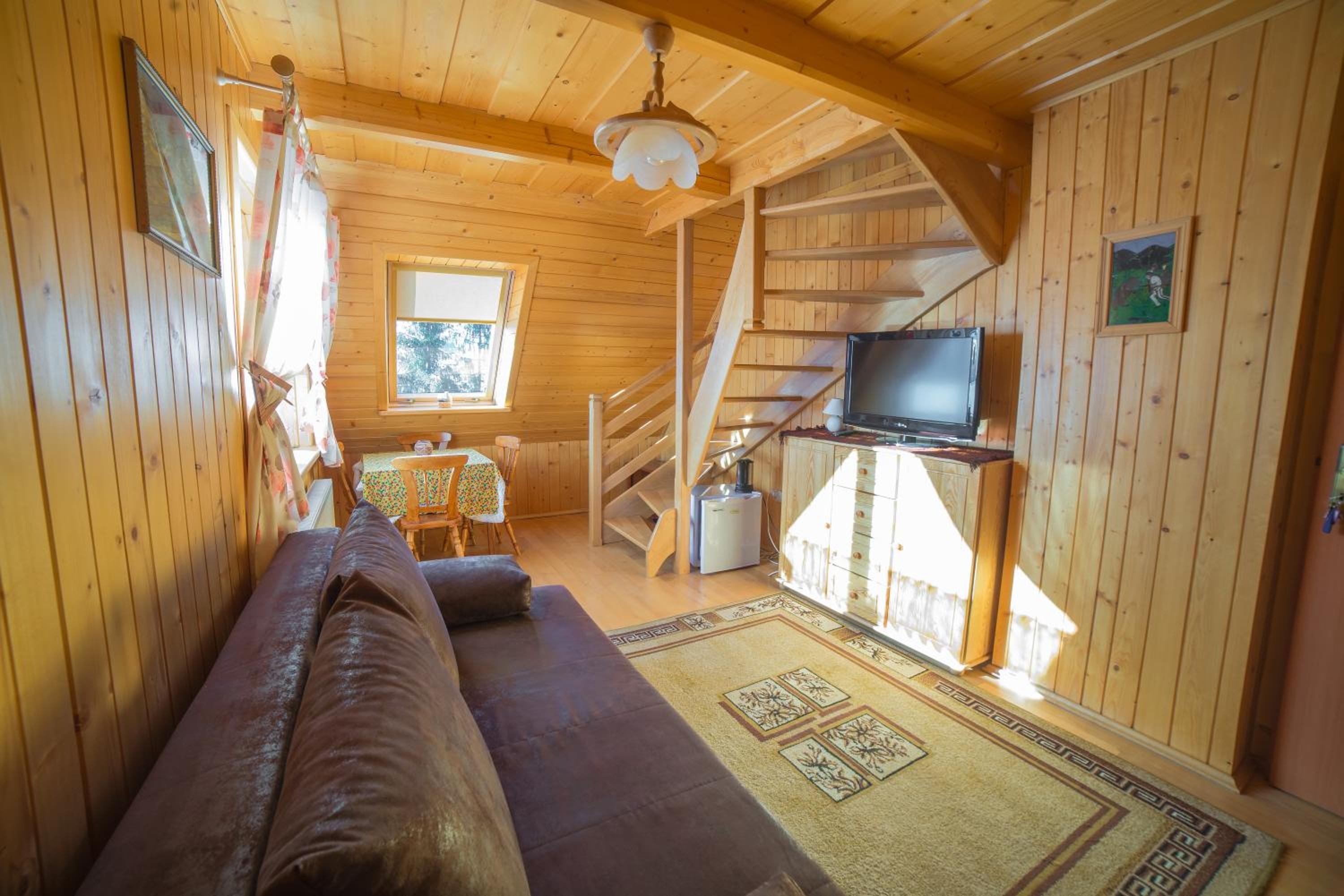 Quadruple Room with Private Bathroom