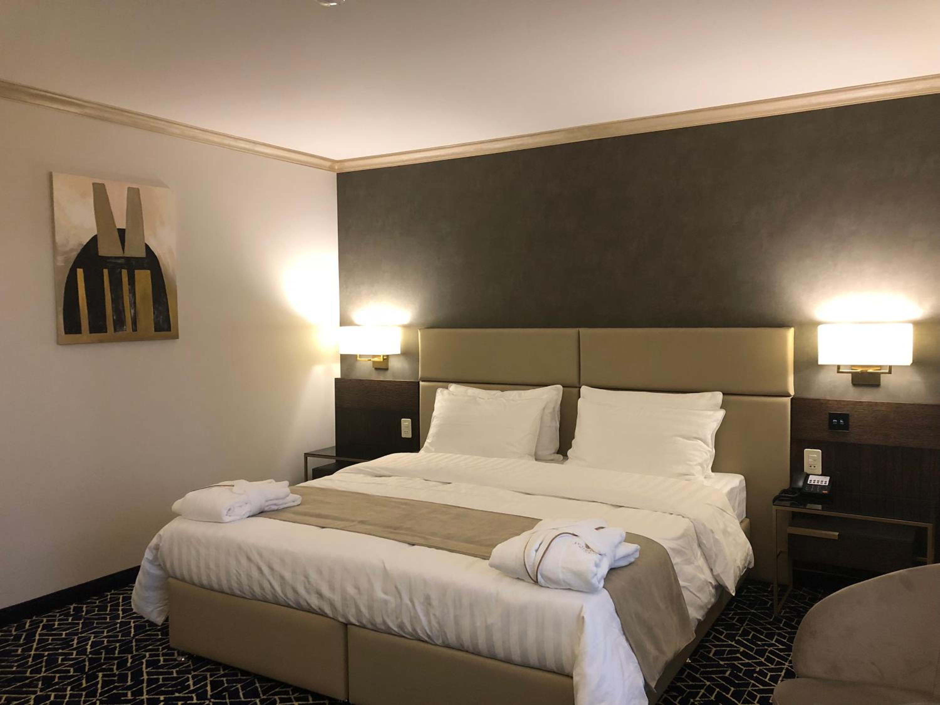 Double or Twin Room with Balcony-Treatment included