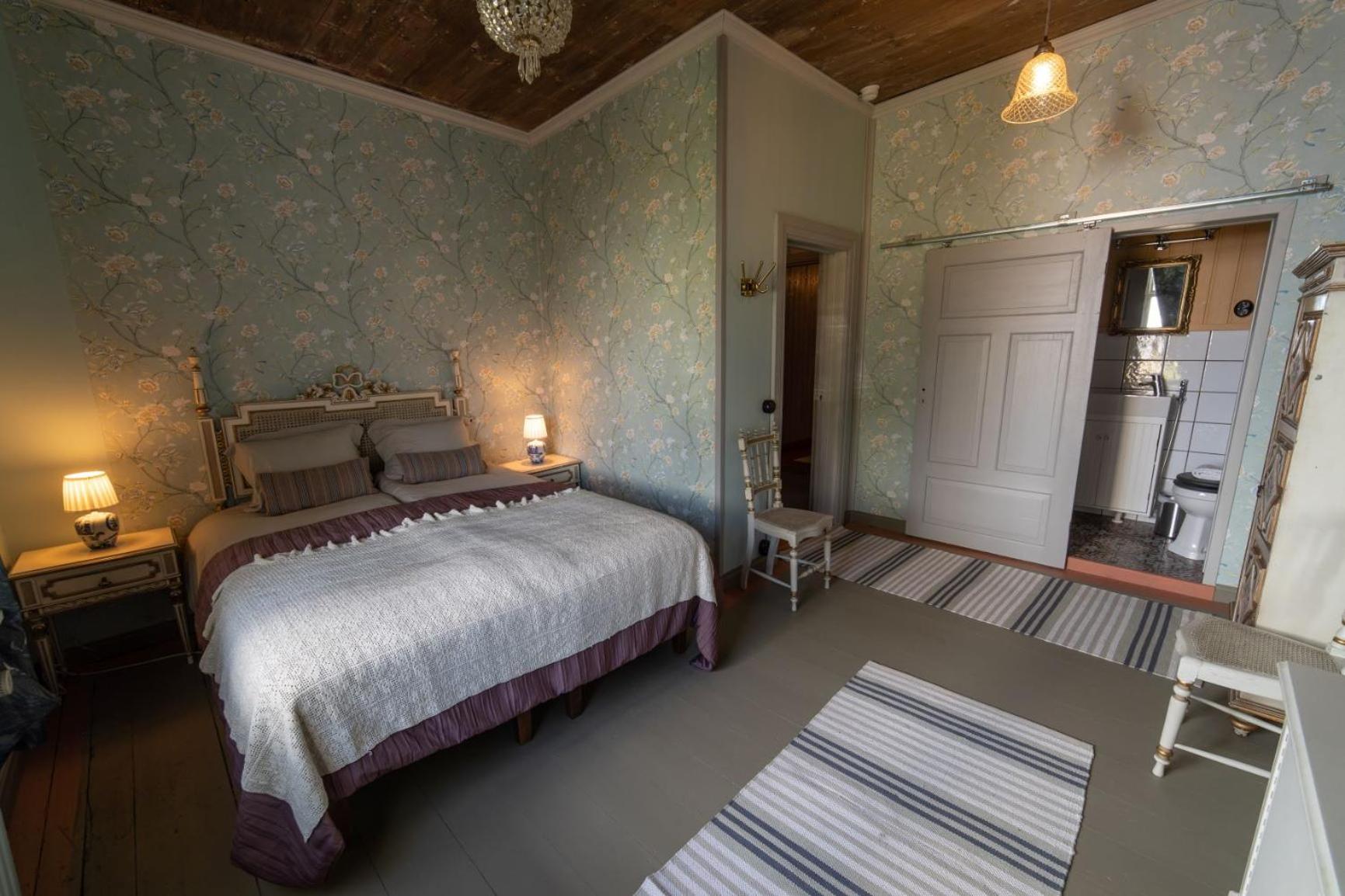 Double or Twin Room with Garden View photo 1