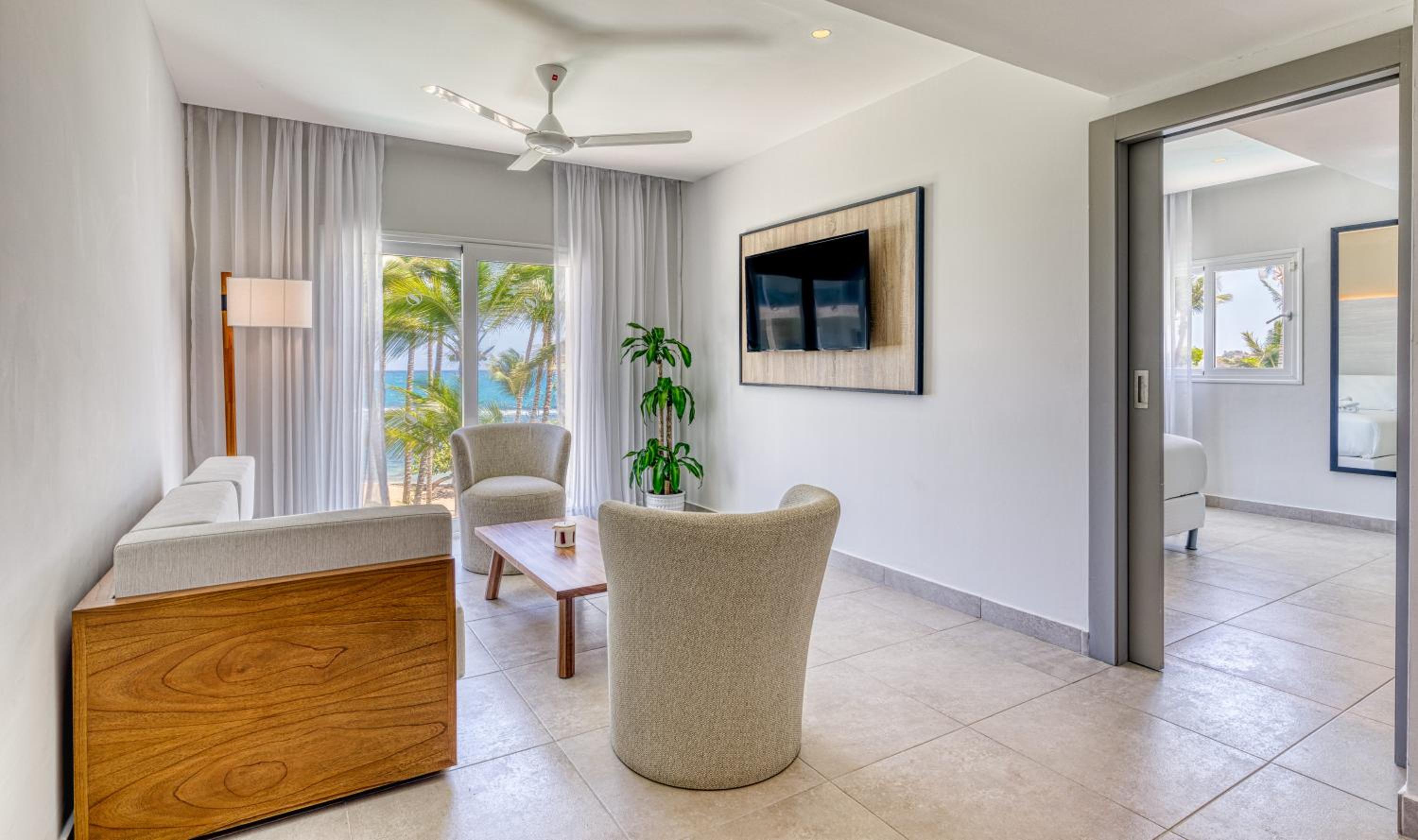 Senator Imperial One Bedroom Suite Ocean View (2 Adults) photo 2