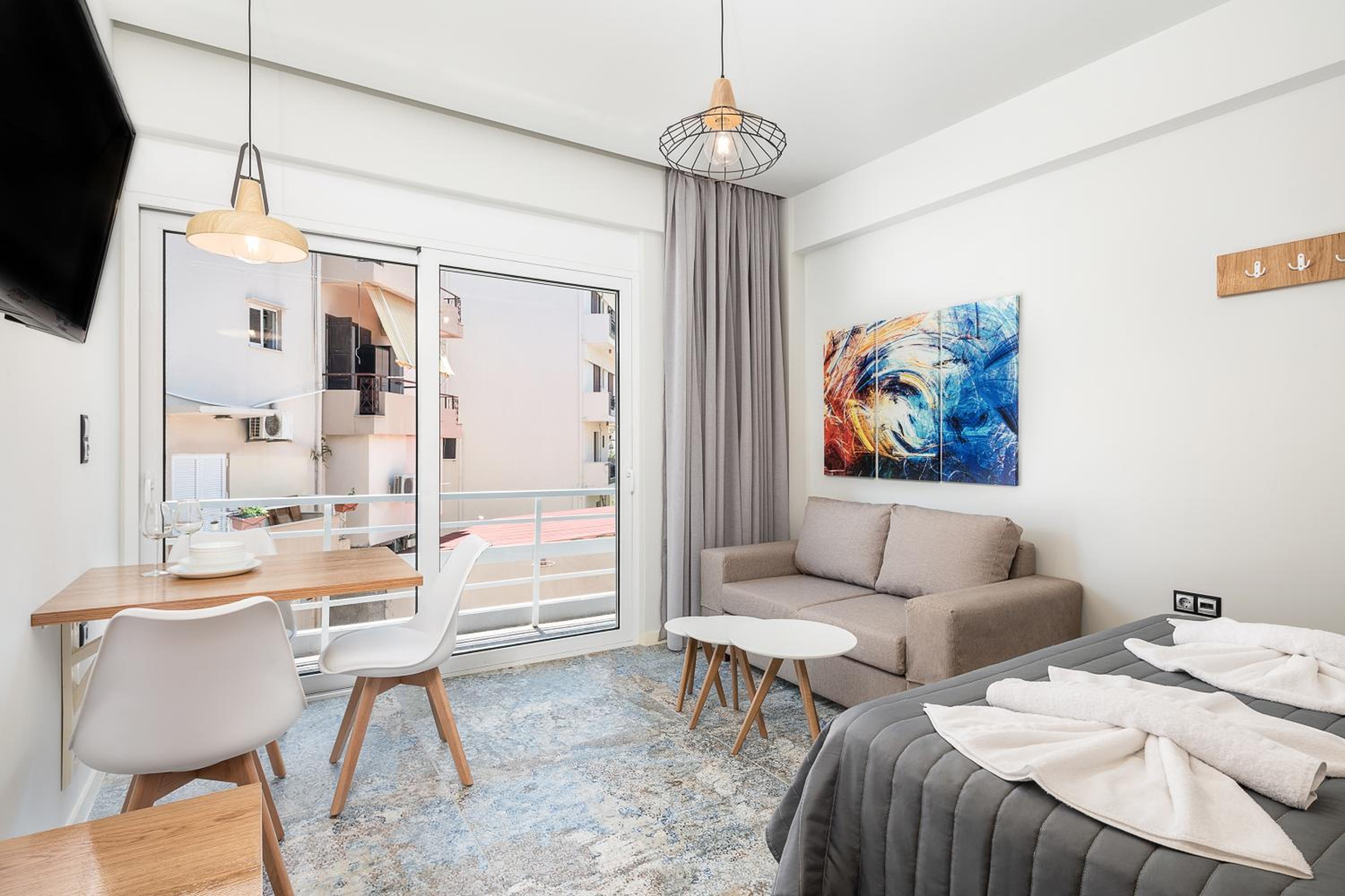 Studio Apartment