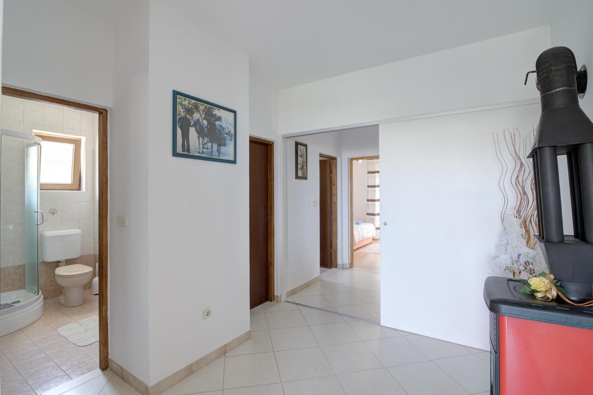 Three-Bedroom Apartment - Photo 30