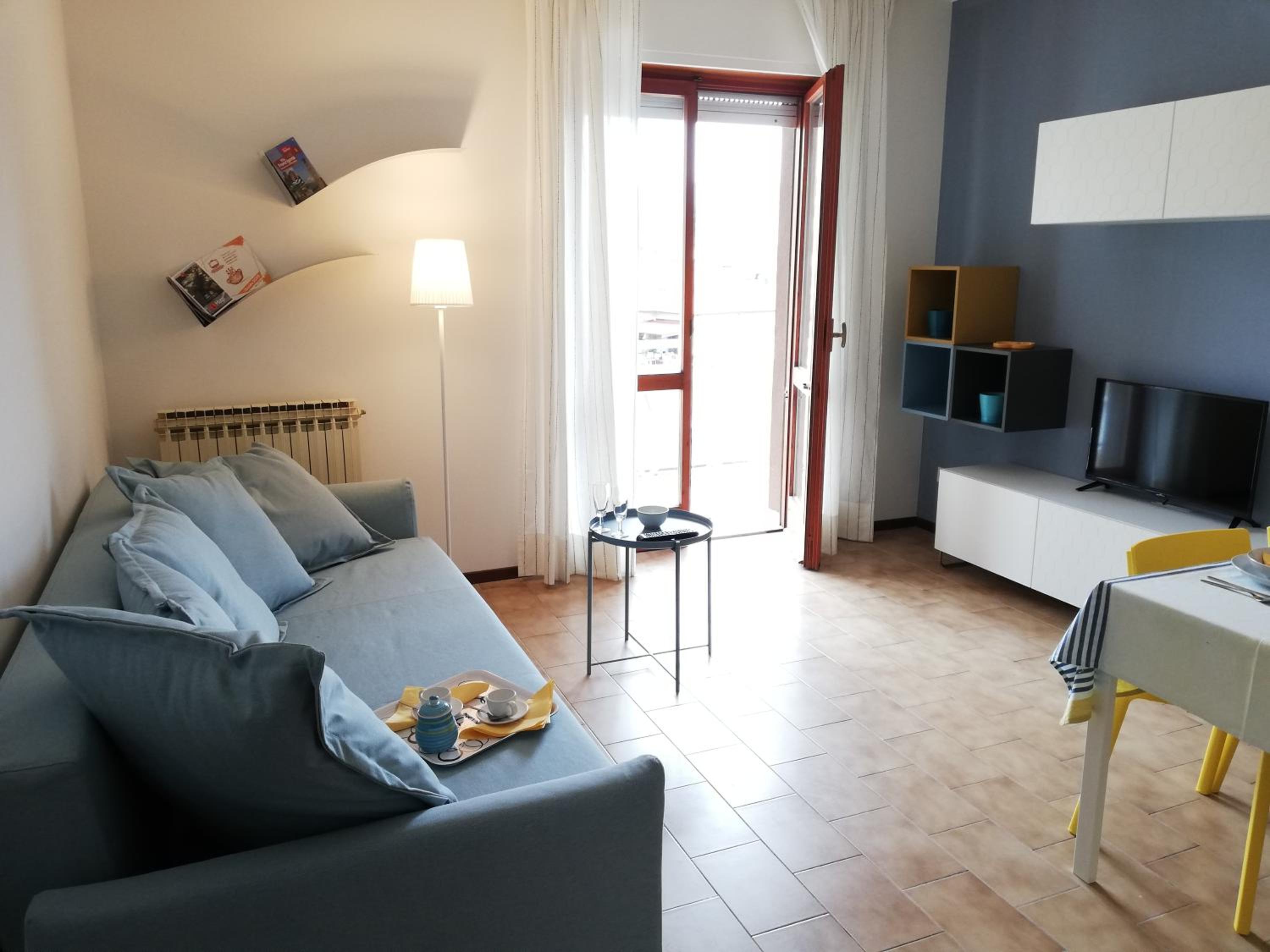 One-Bedroom Apartment - Photo 9