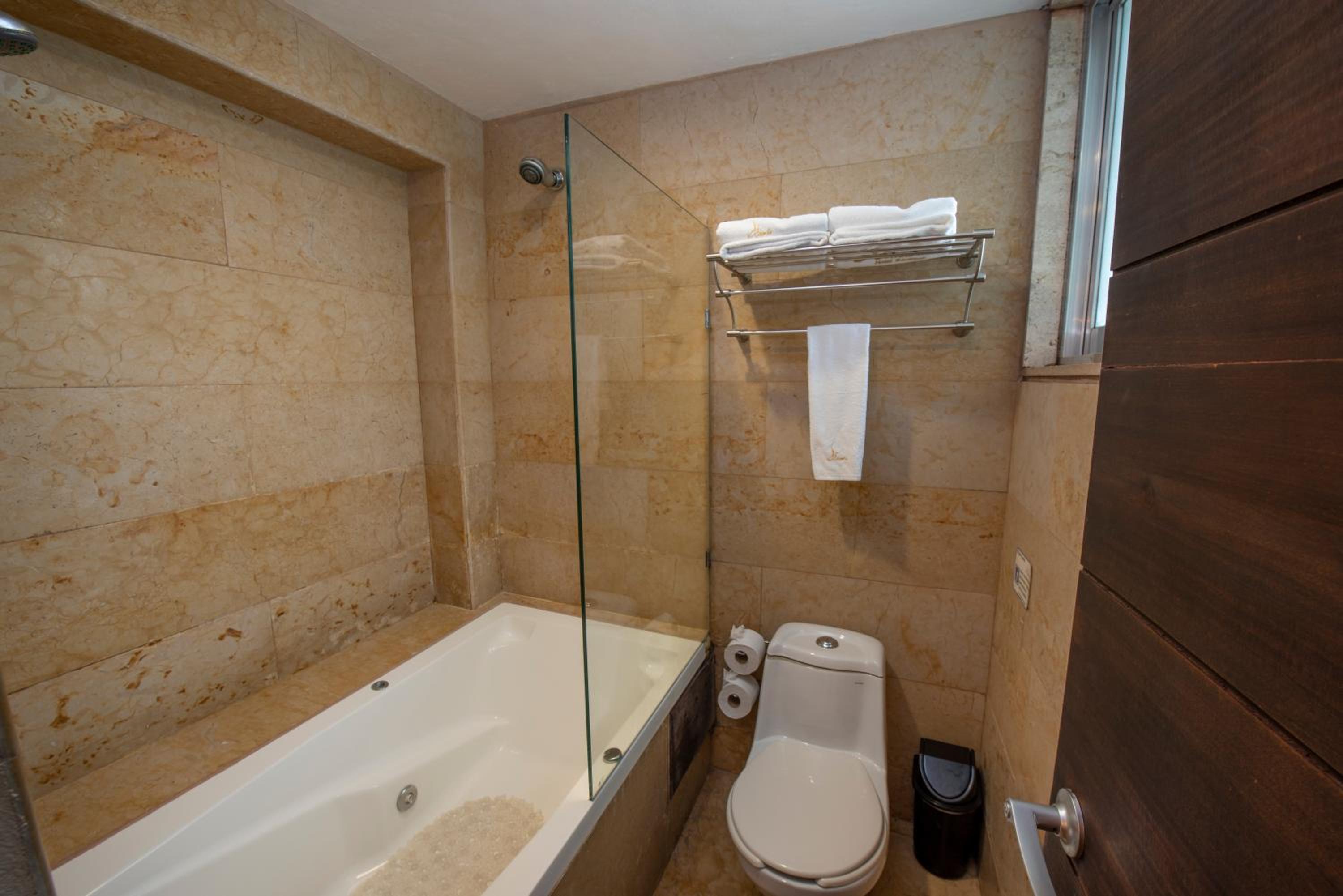 Junior Suite - Photo 4