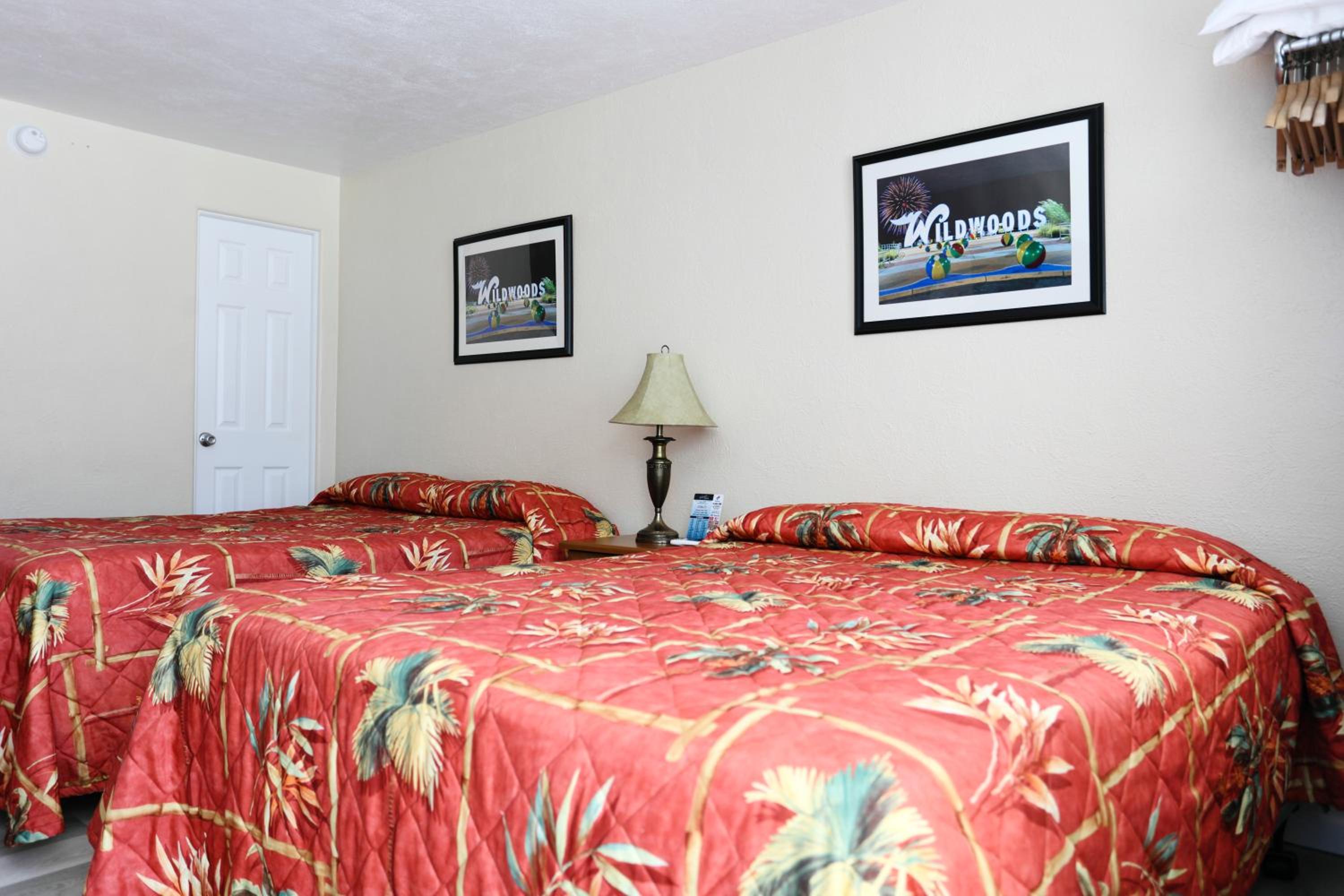 Deluxe Queen Room with Two Queen Beds photo 1