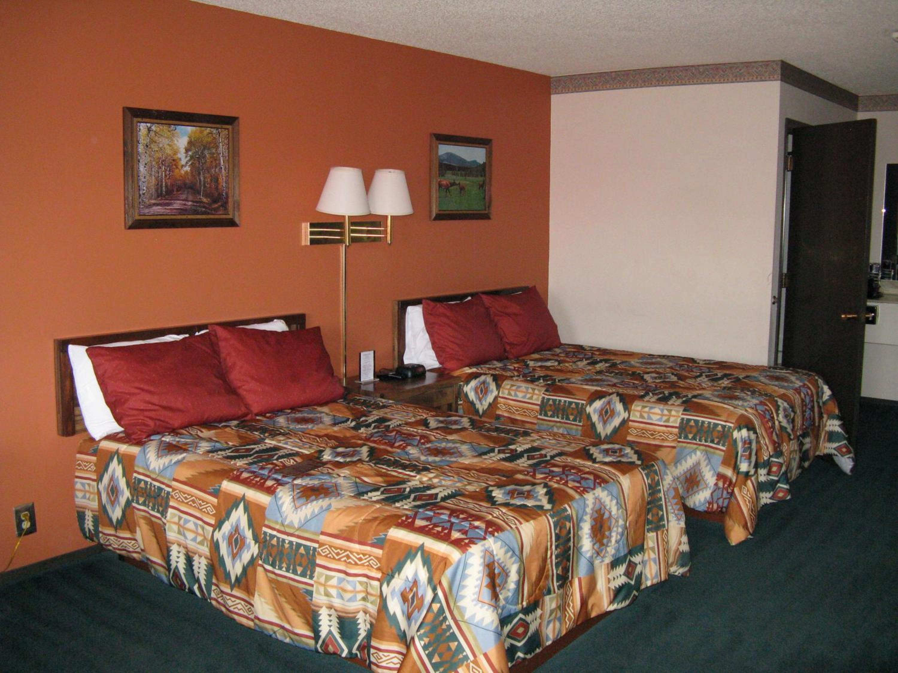 Double Room with Two Double Beds photo 3