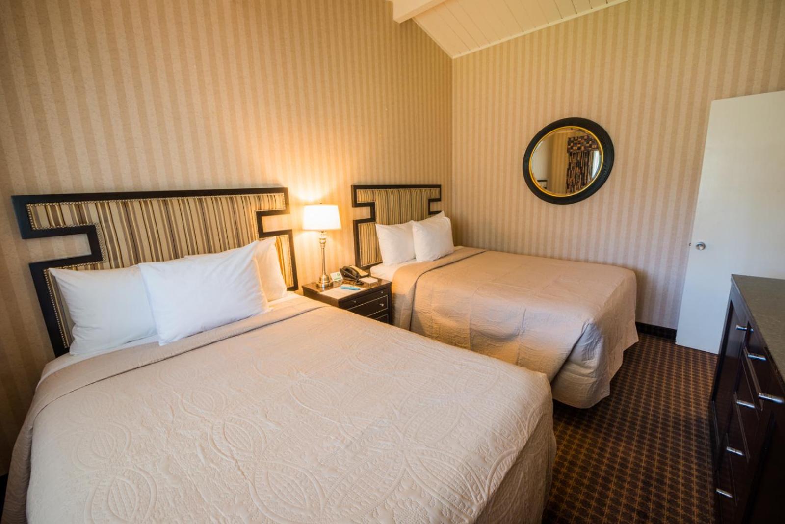 Double Room With Two Double Beds photo 1