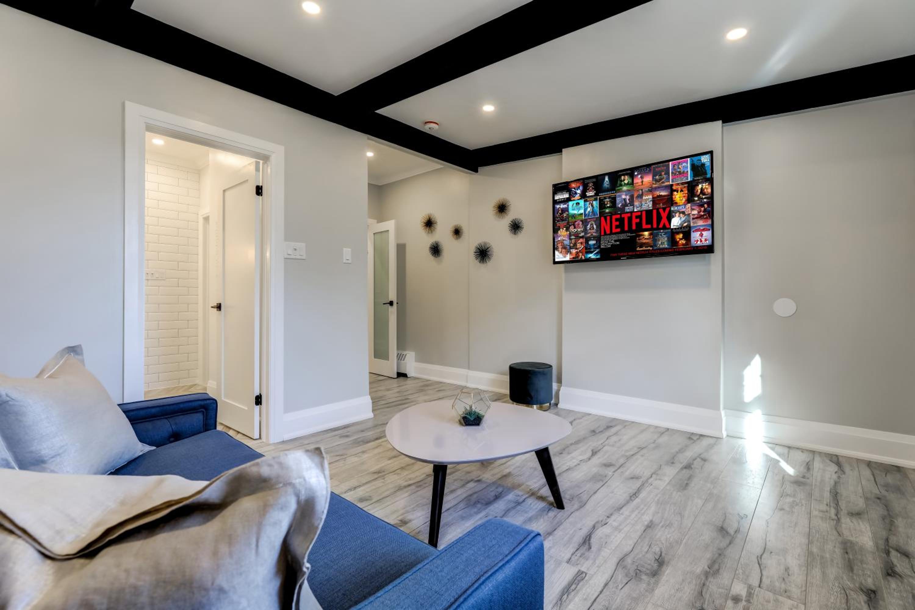 Deluxe King Studio
