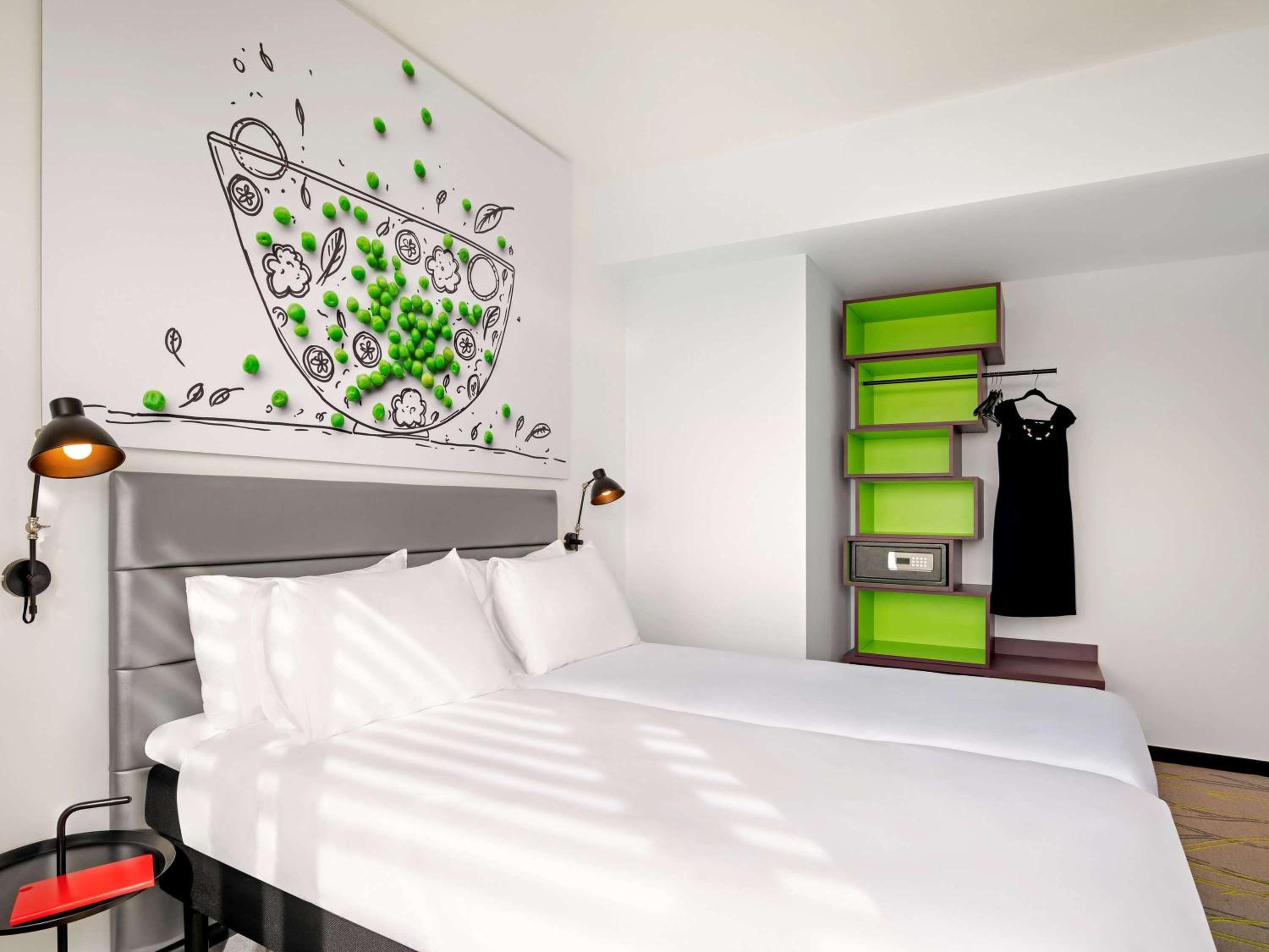 Standard Twin Room - Photo 2
