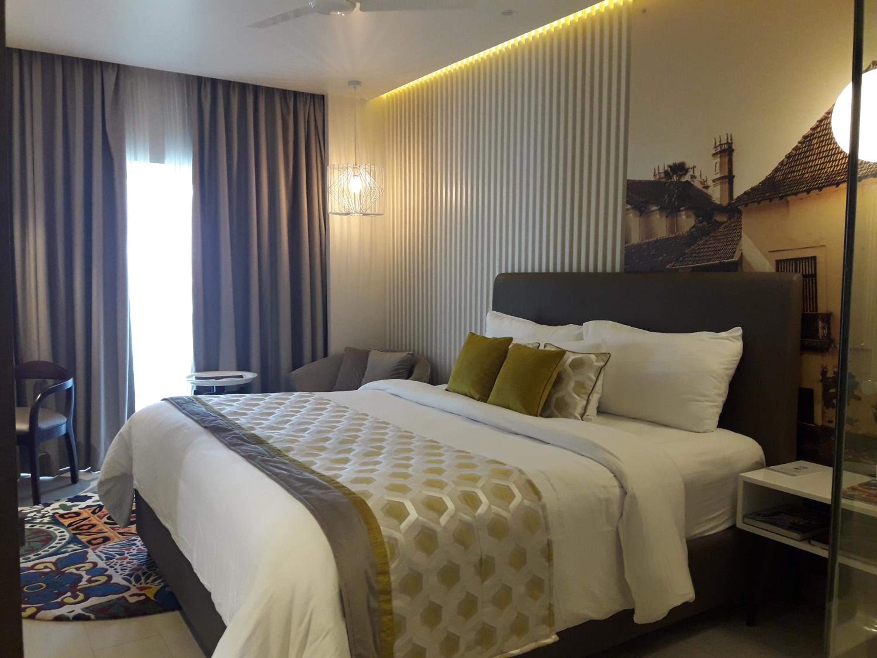 Corner Suite - Buy 1 Get 1 Free” happy hour on alcoholic beverages across all brands + Complimentary 2-pint beers on arrival - Photo 1