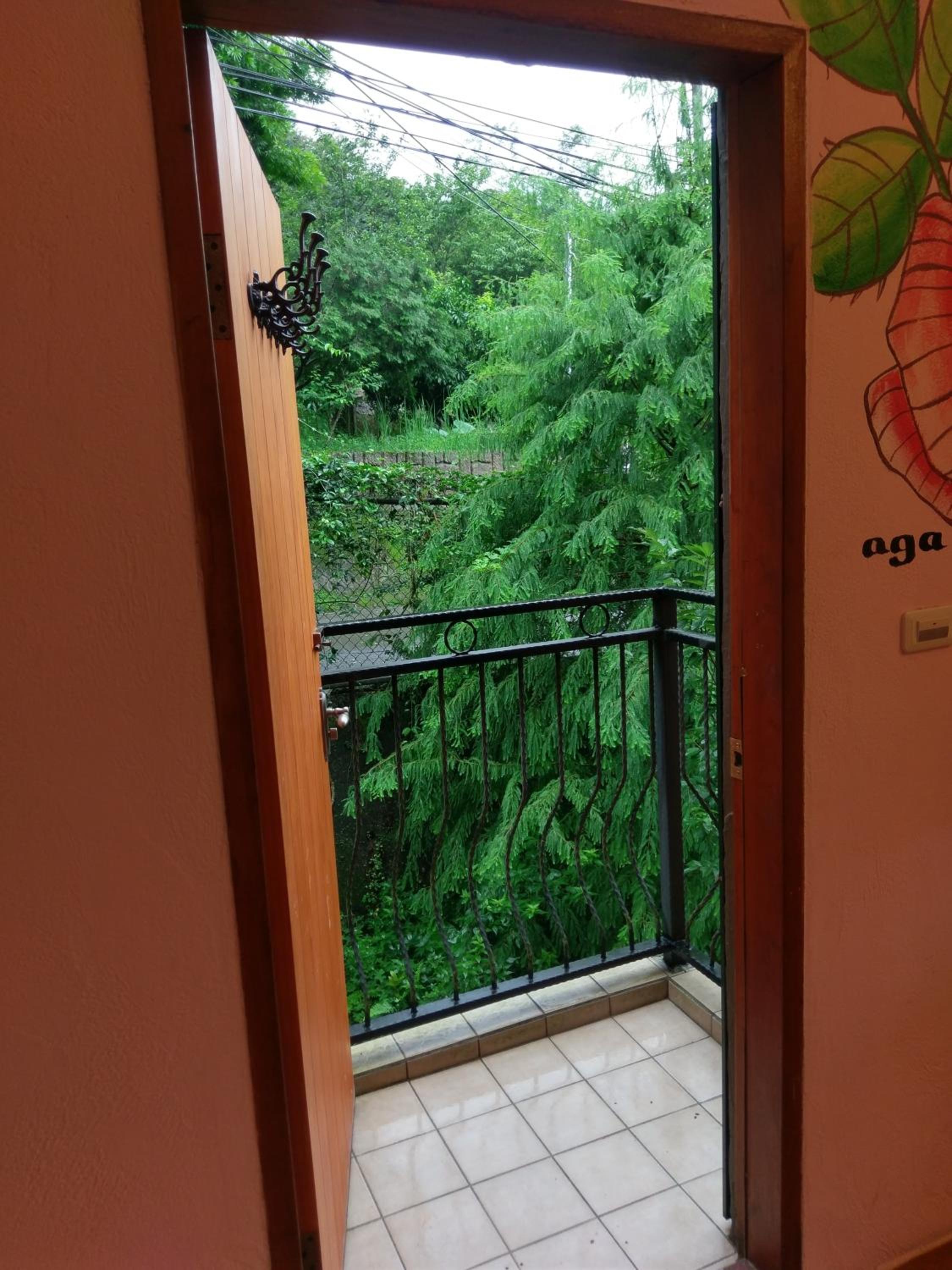 Double Room - Photo 5