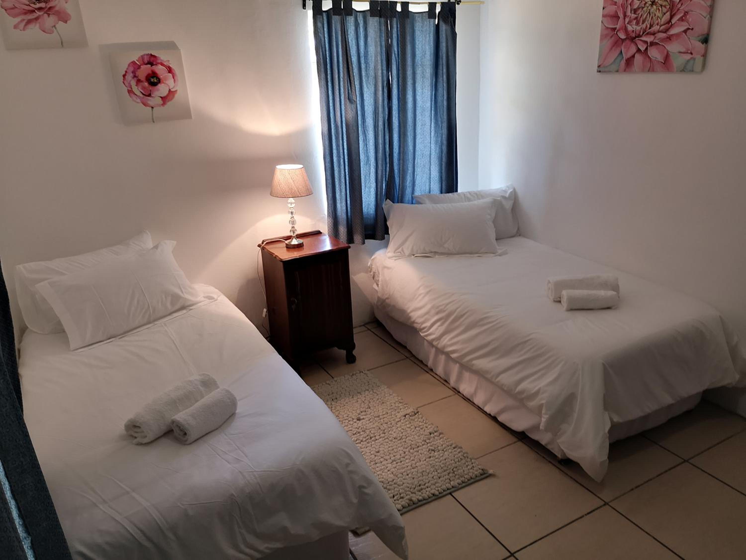 Three-Bedroom Villa - Photo 1