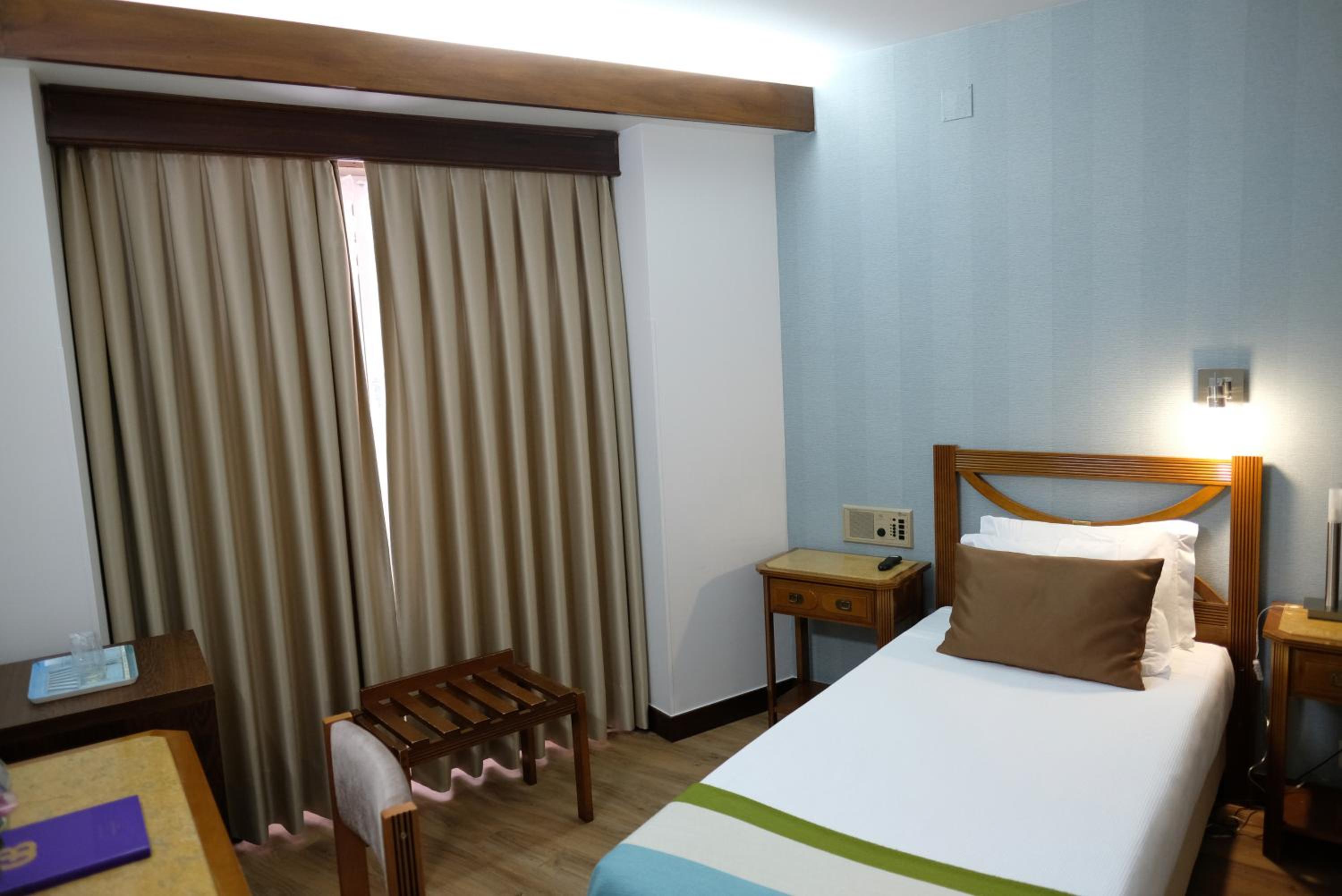 Single Room photo 2