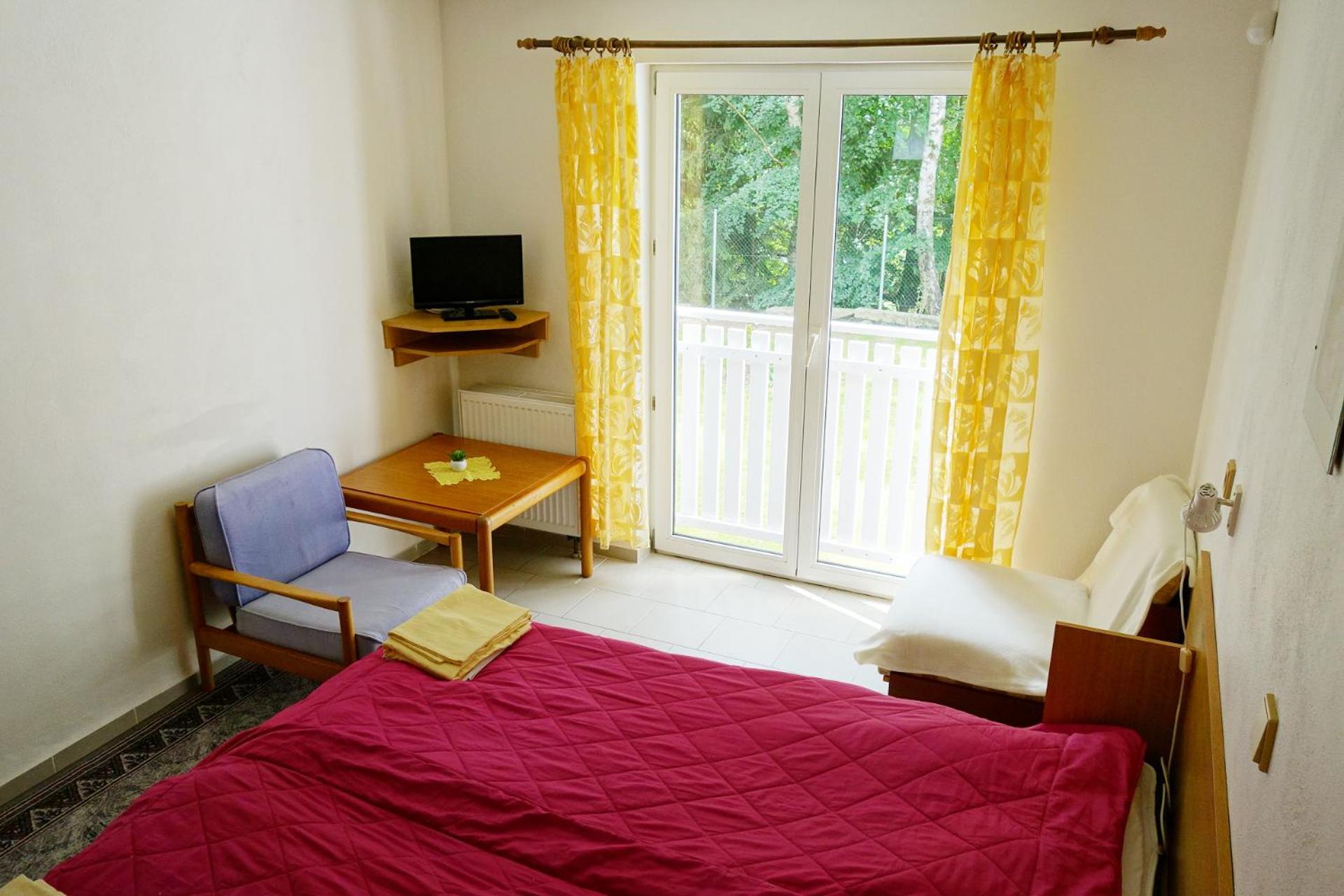 Double Room with Private Bathroom photo 1