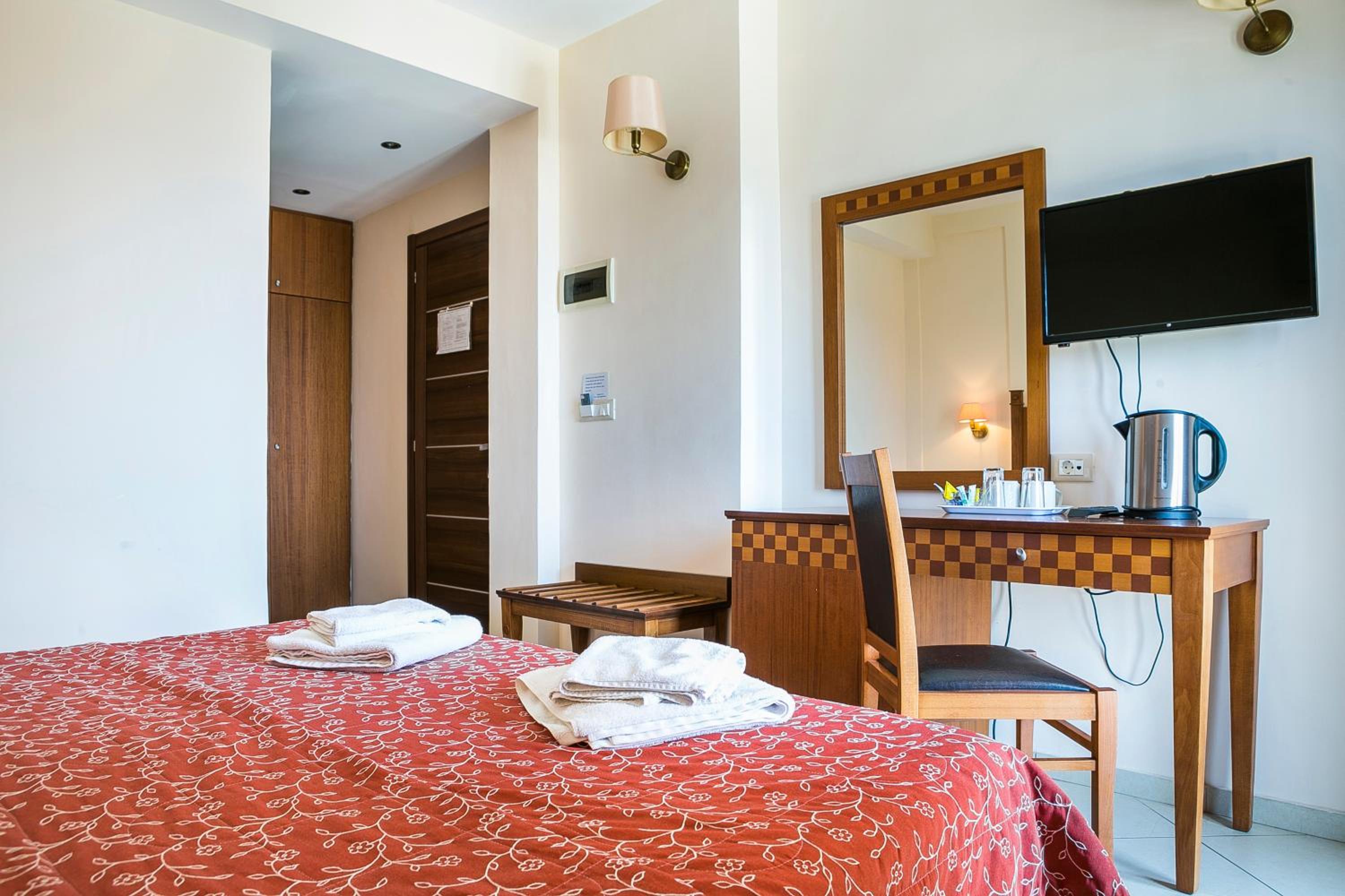 Double Room with Pool View