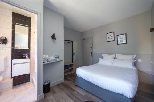 Double Room with Lake View photo 2