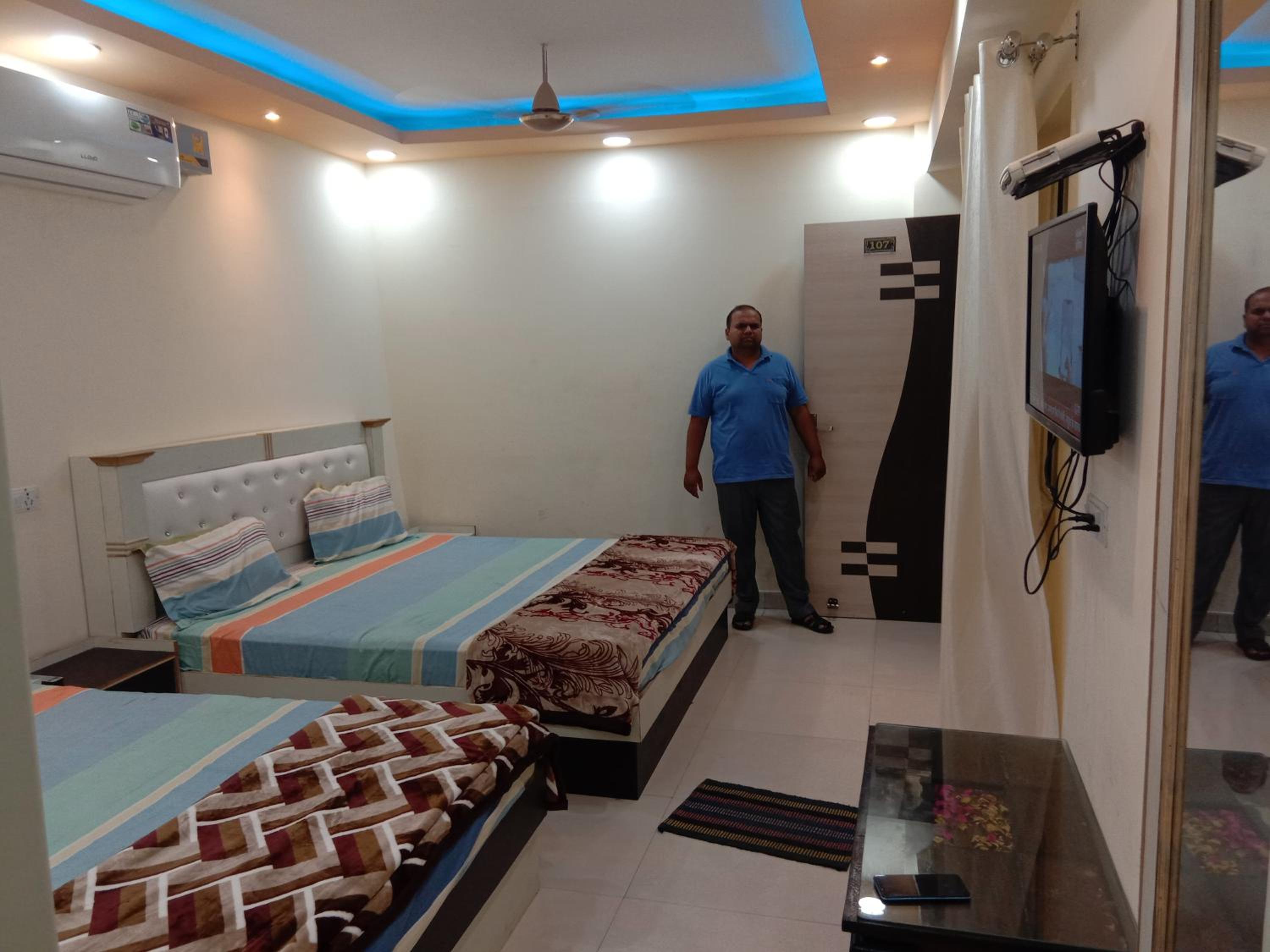 Deluxe Family Room photo 3