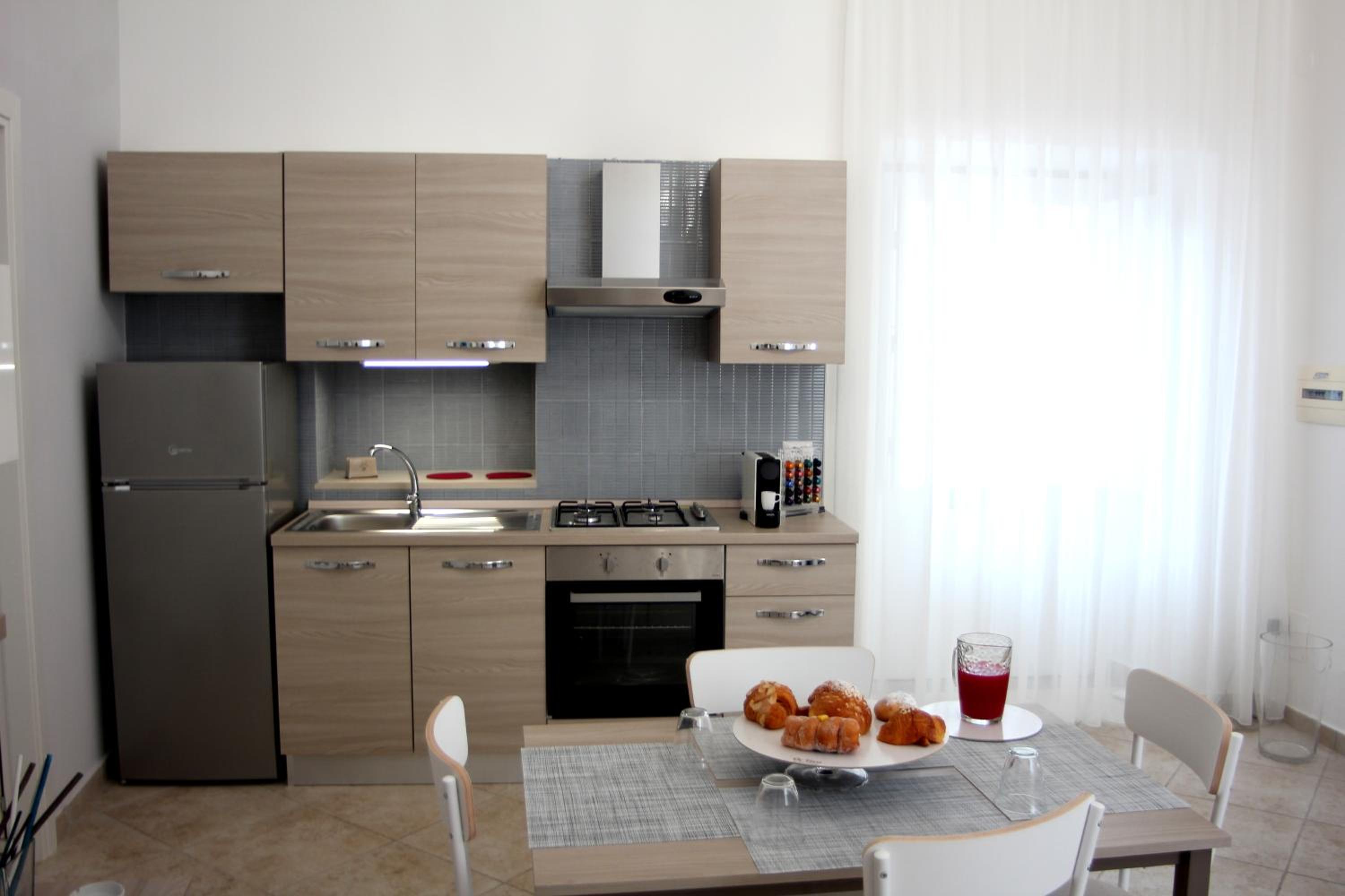 One-Bedroom House - Photo 40