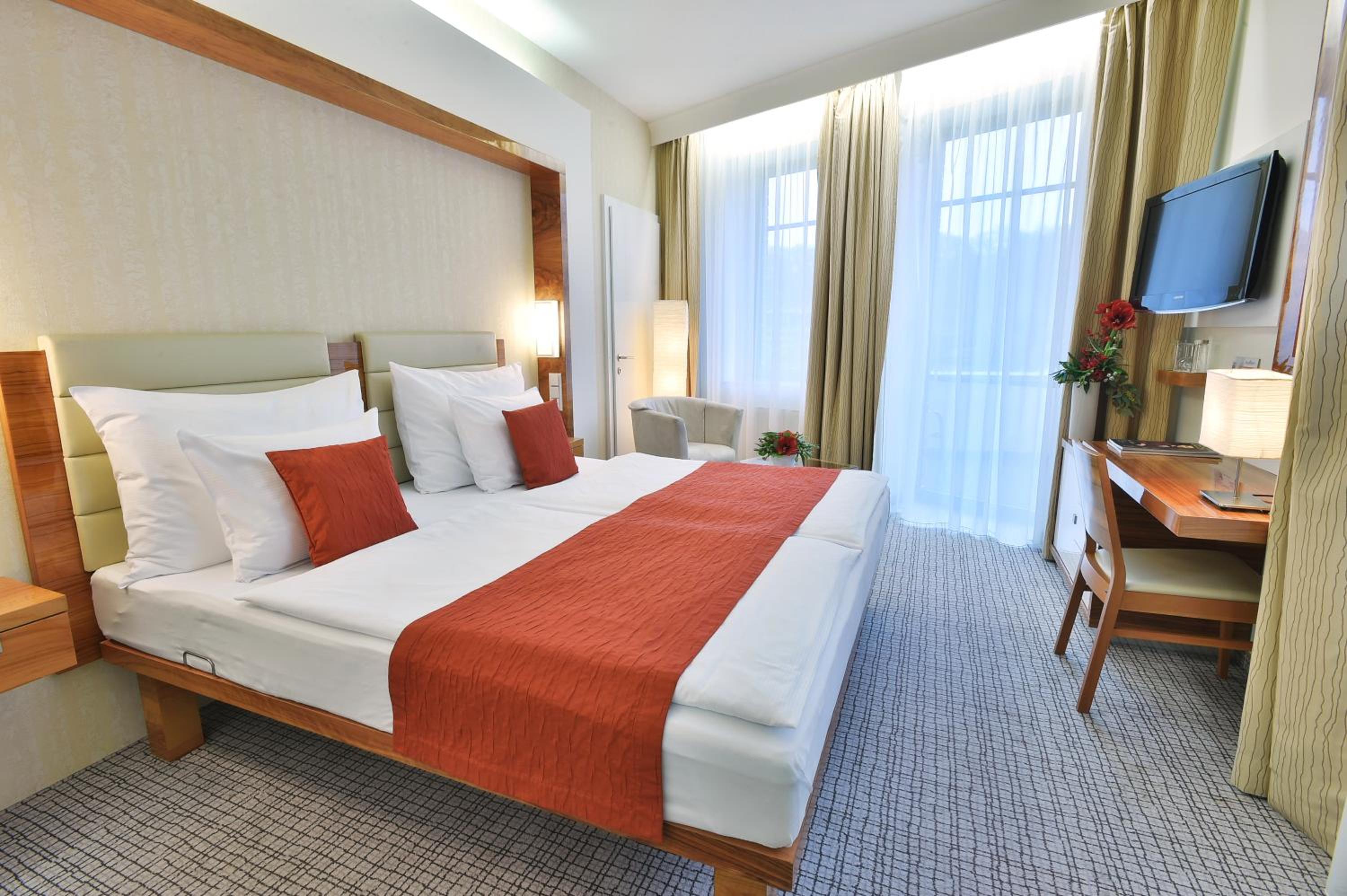 Classic Double Room with Wellness Access photo 1