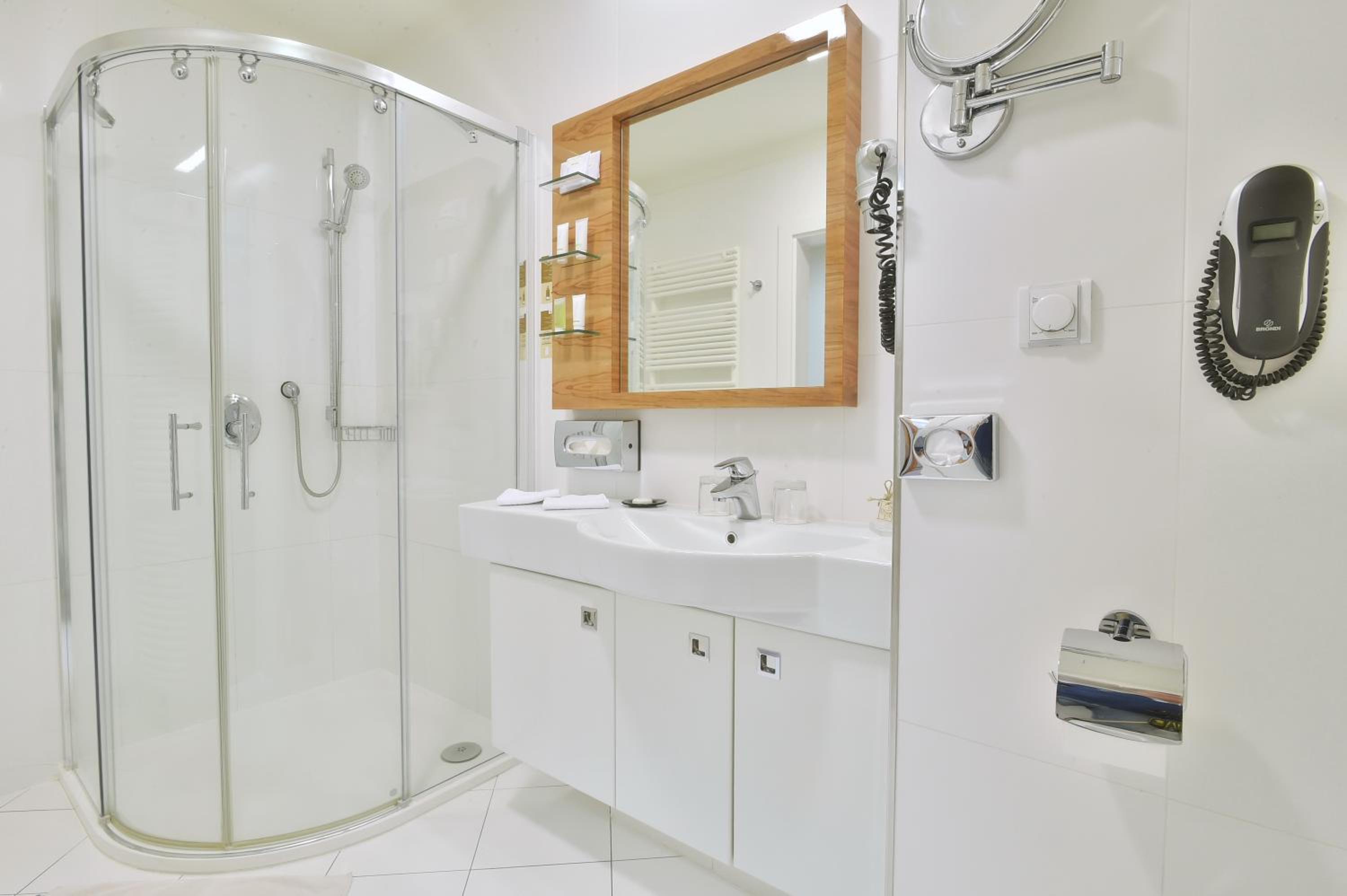 Classic Double Room with Wellness Access photo 3