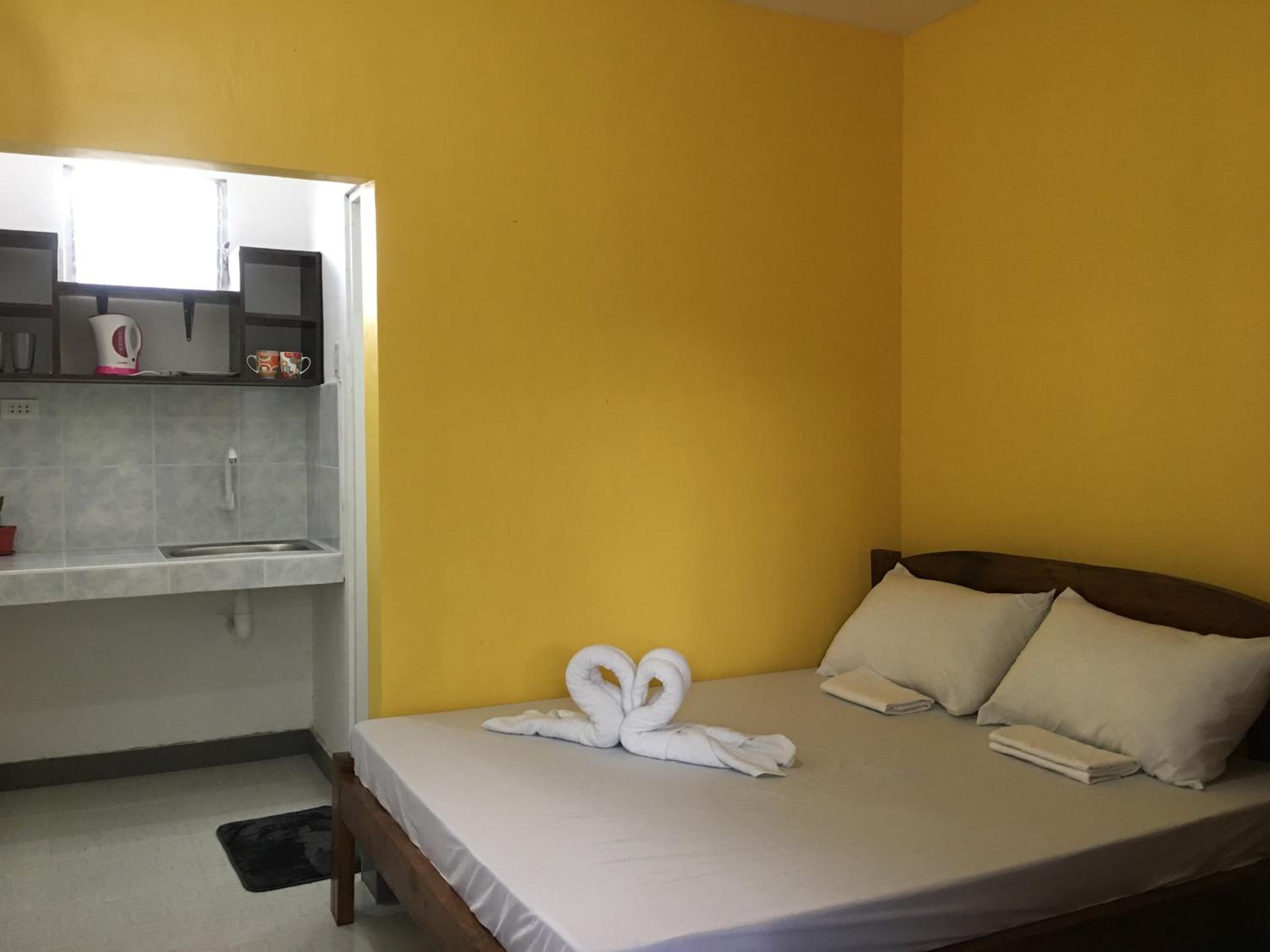 Standard Double Room with Fan - Photo 1