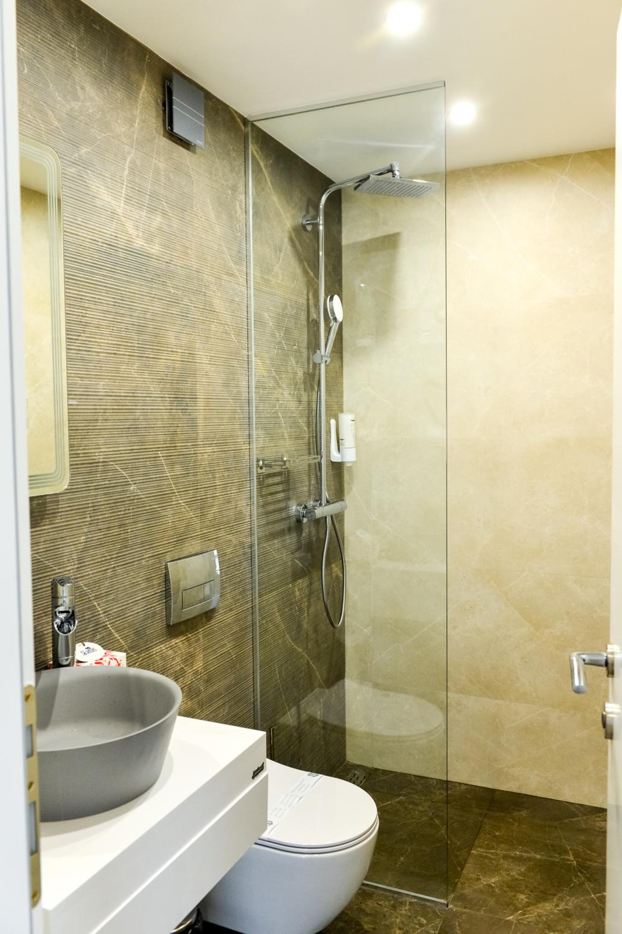 Two-Bedroom Apartment - Photo 4