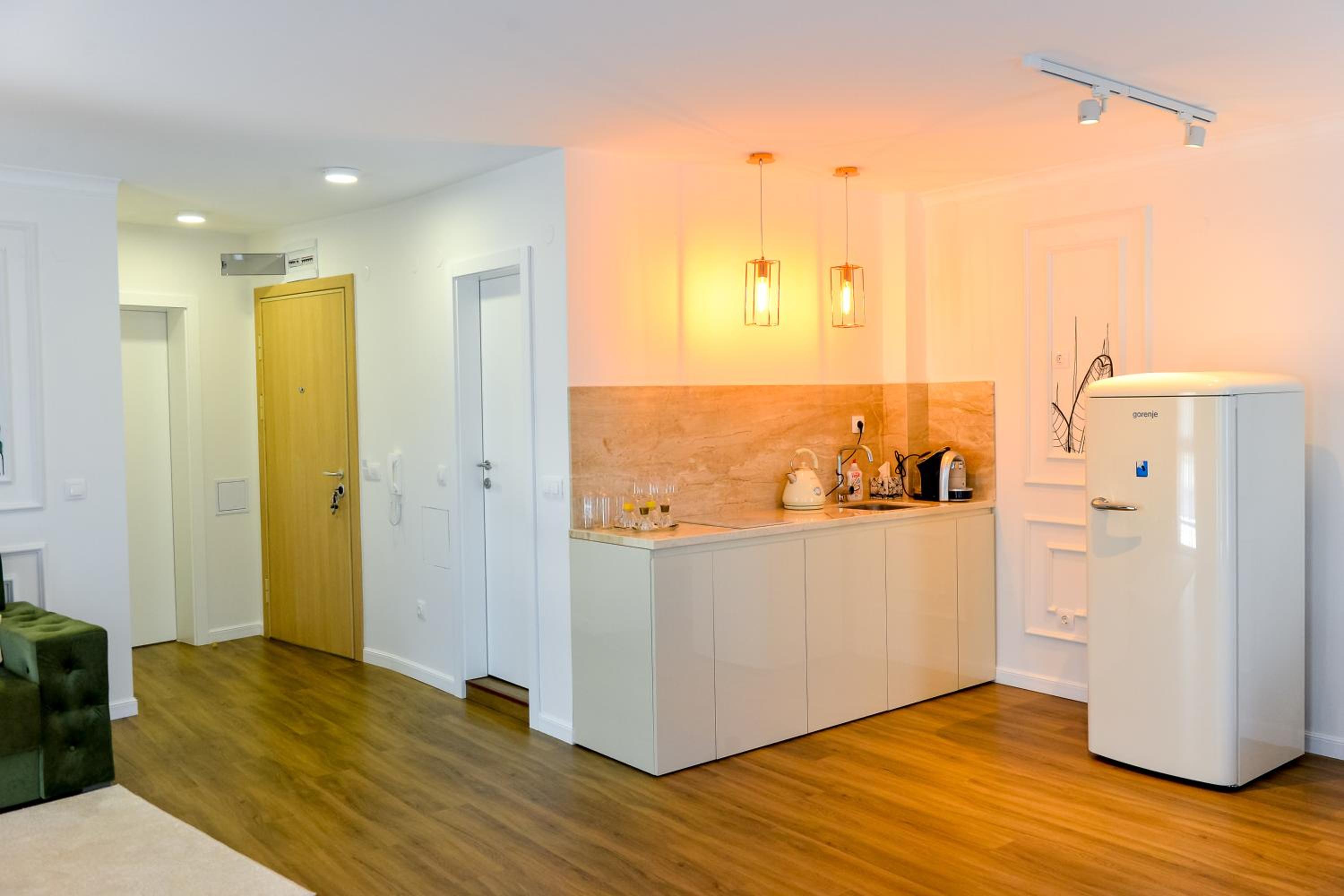 Two-Bedroom Apartment - Photo 3