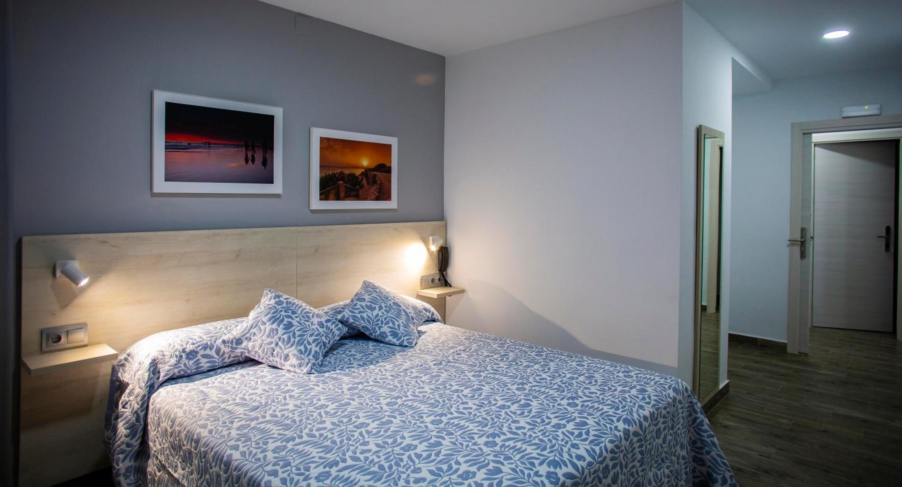 Double Room - Photo 4