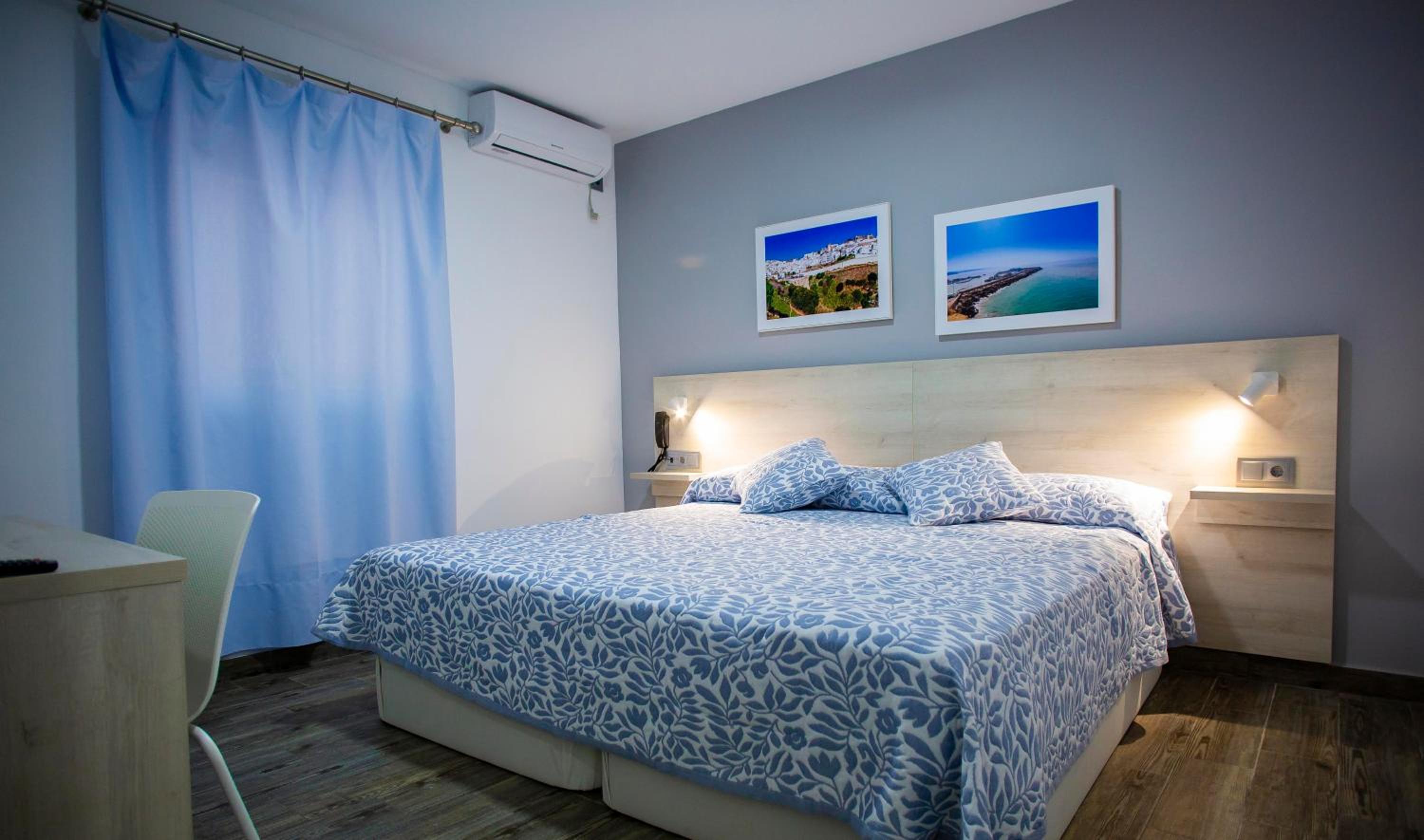 Double Room - Photo 18